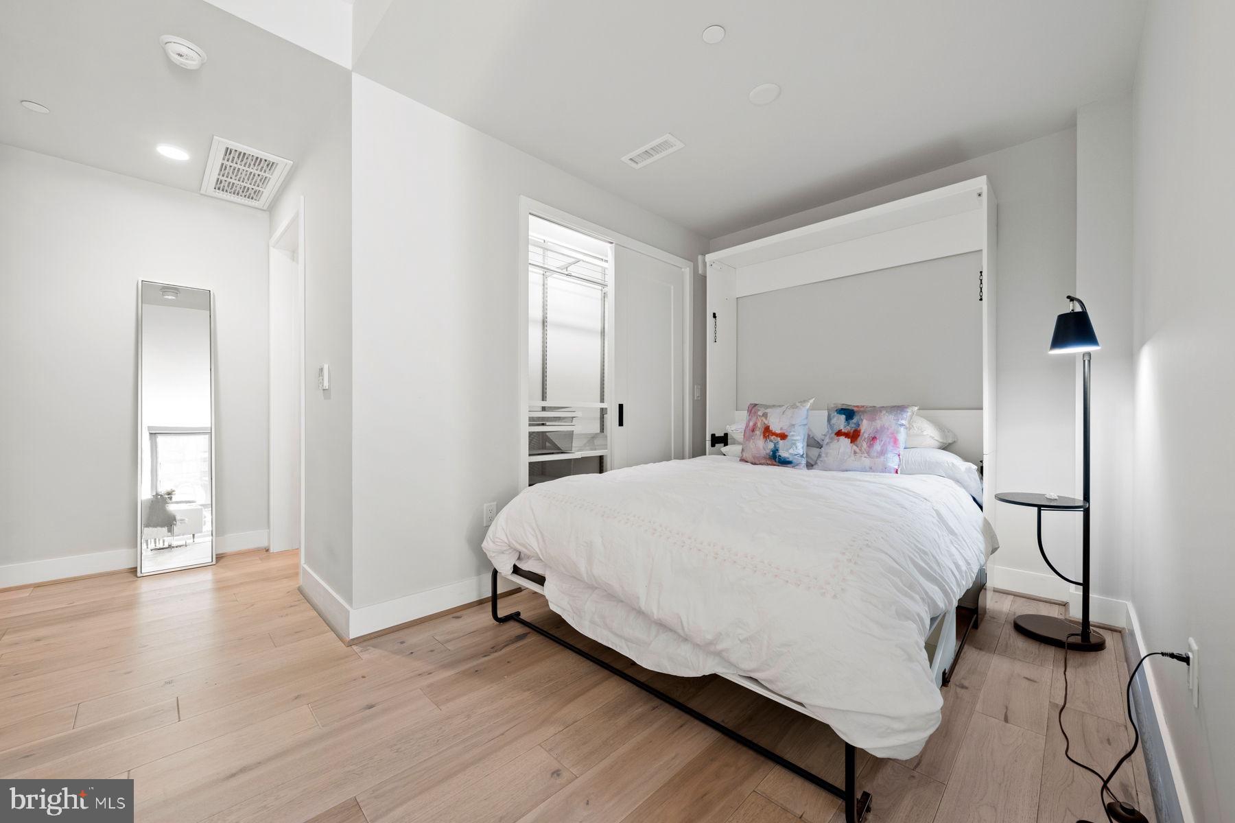 1300 4th Street SE Unit: 502