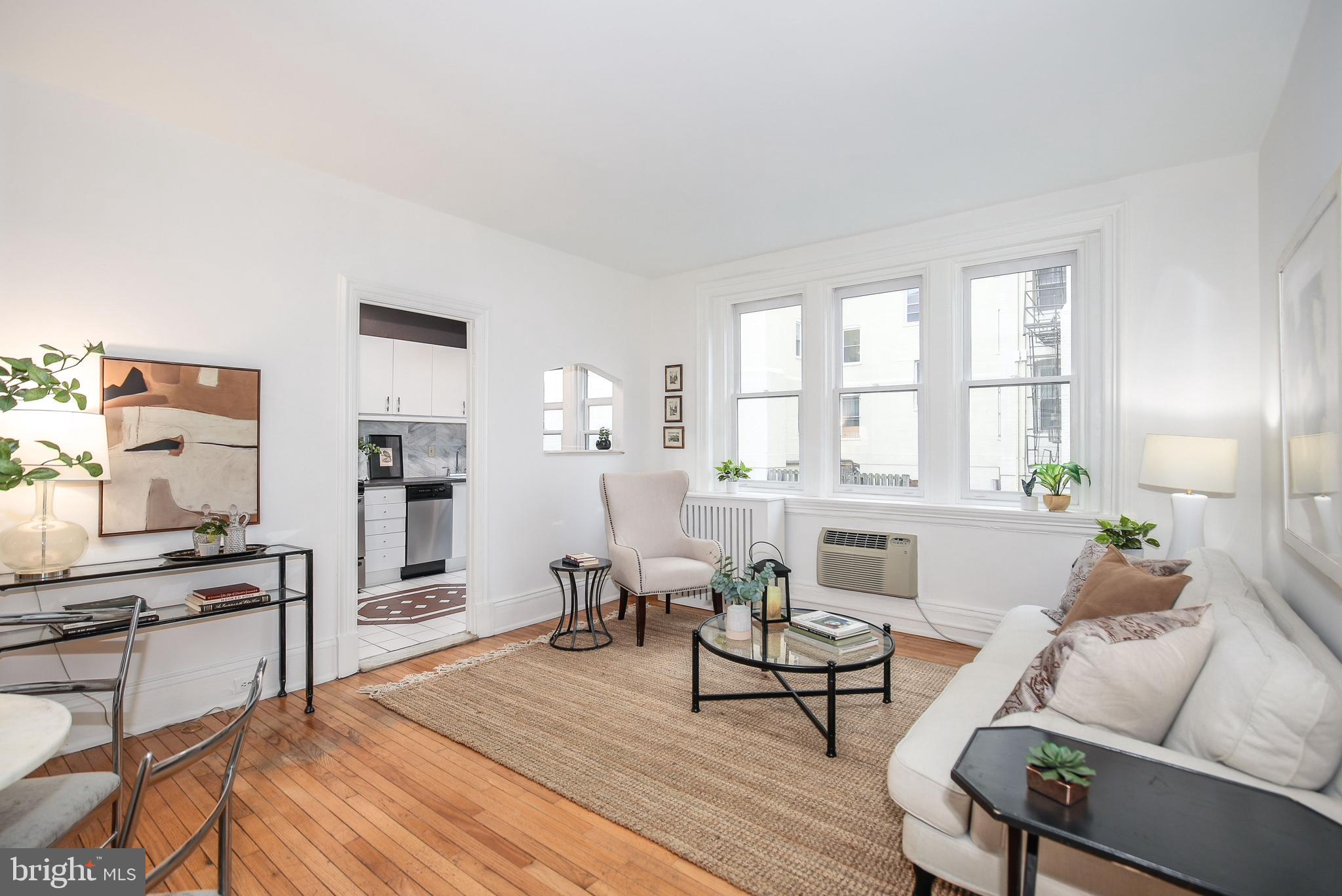 1840 Mintwood Pl NW #104