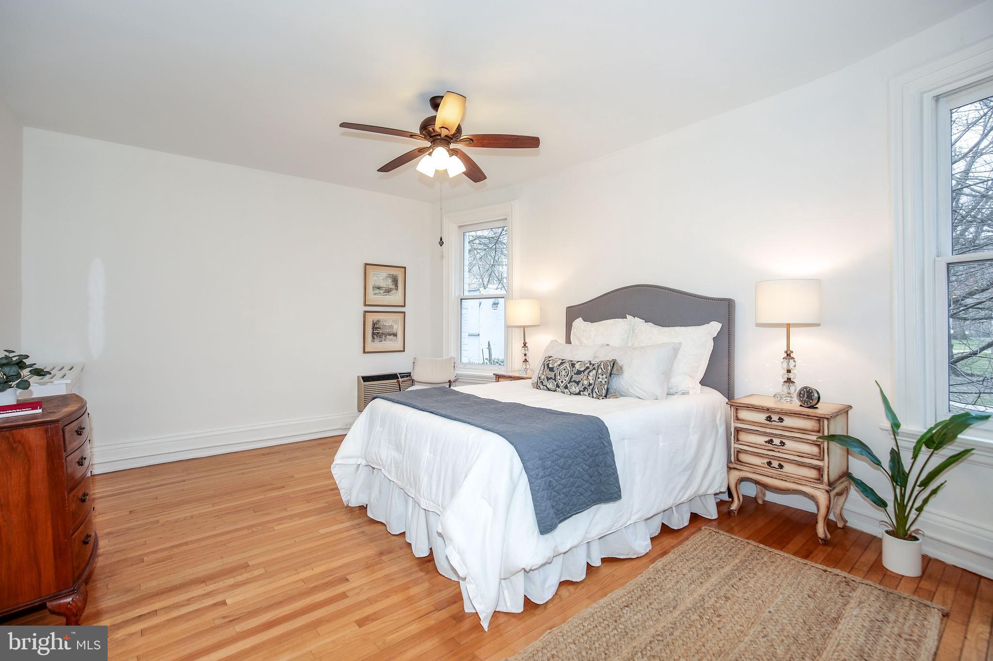 1840 Mintwood Pl NW #104