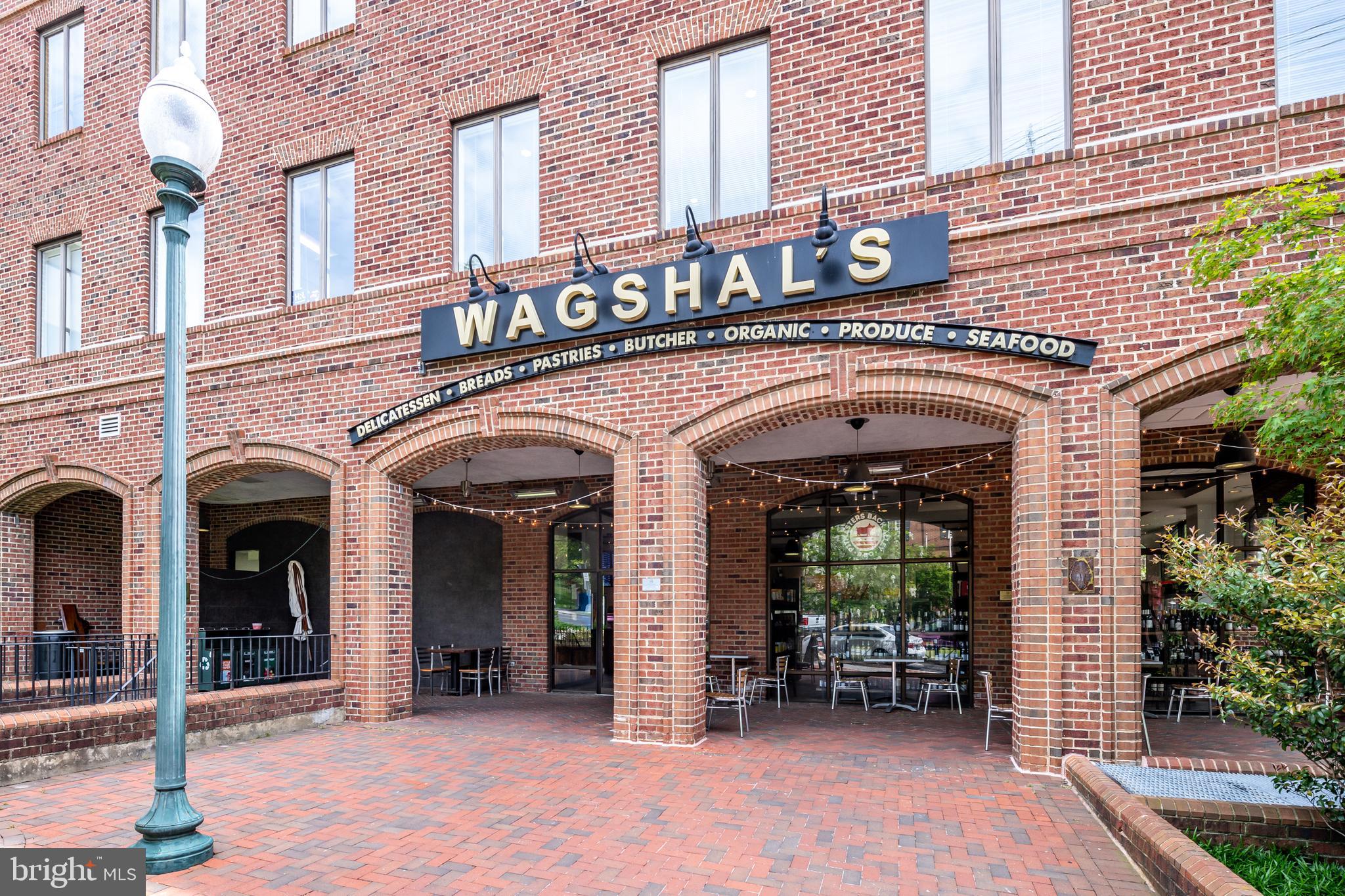 4100 Cathedral Ave NW #405