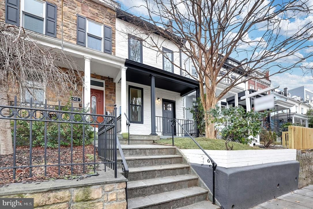 514 Irving St NW