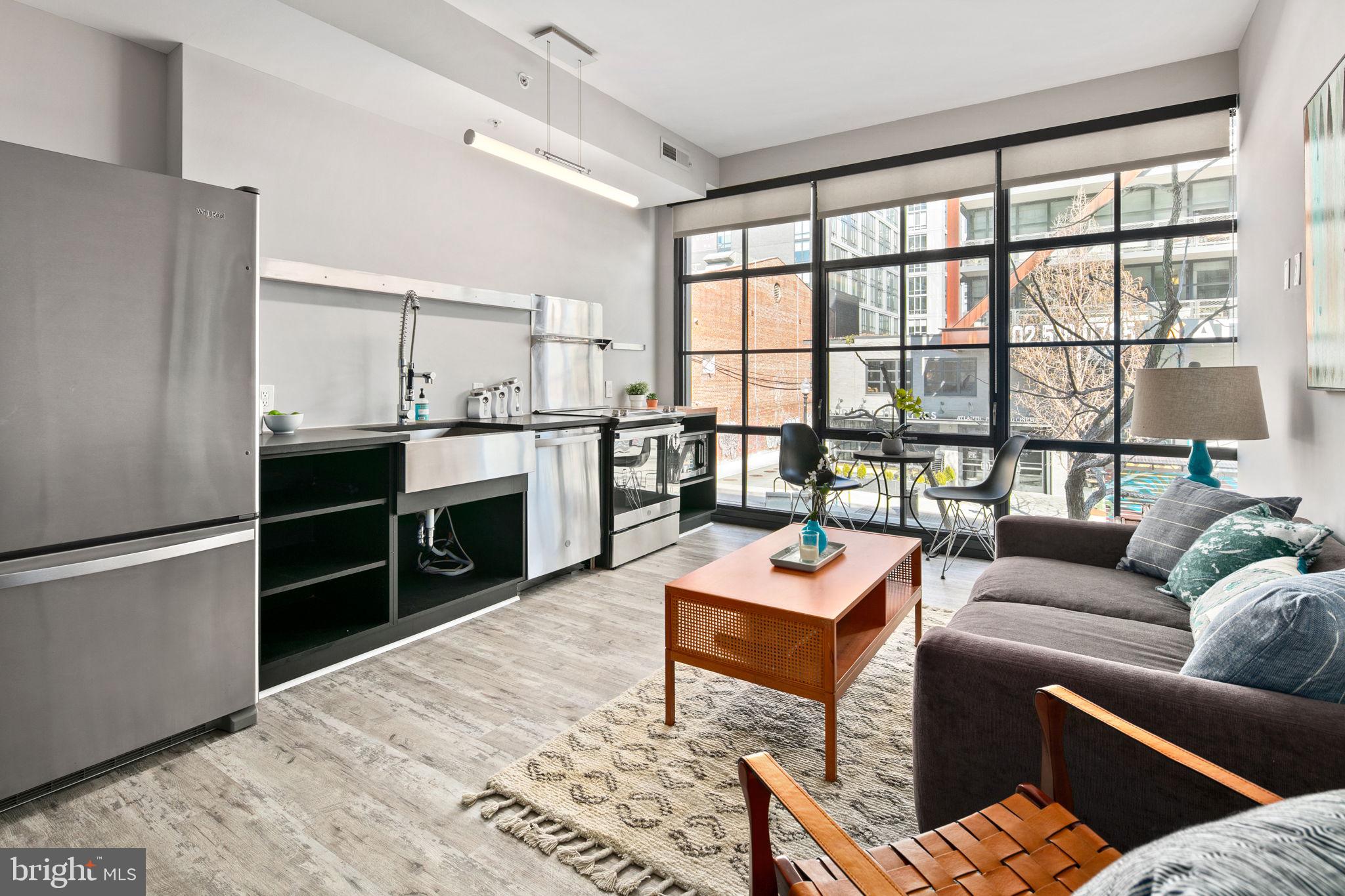 2030 8th St NW #208