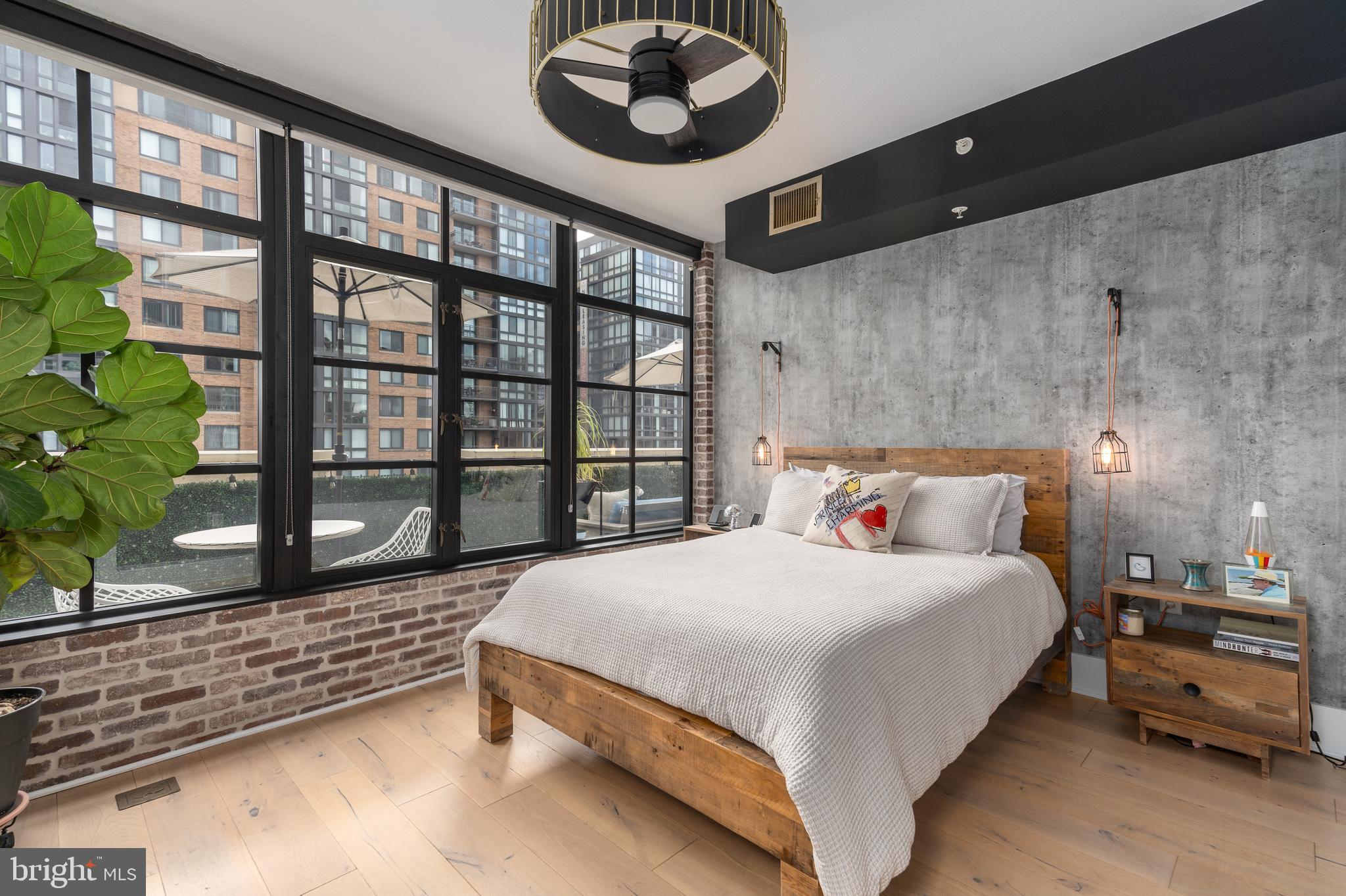 437 New York Ave NW #406