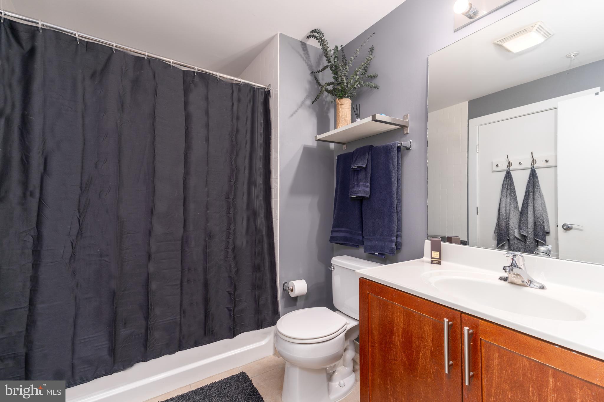 437 New York Ave NW #406