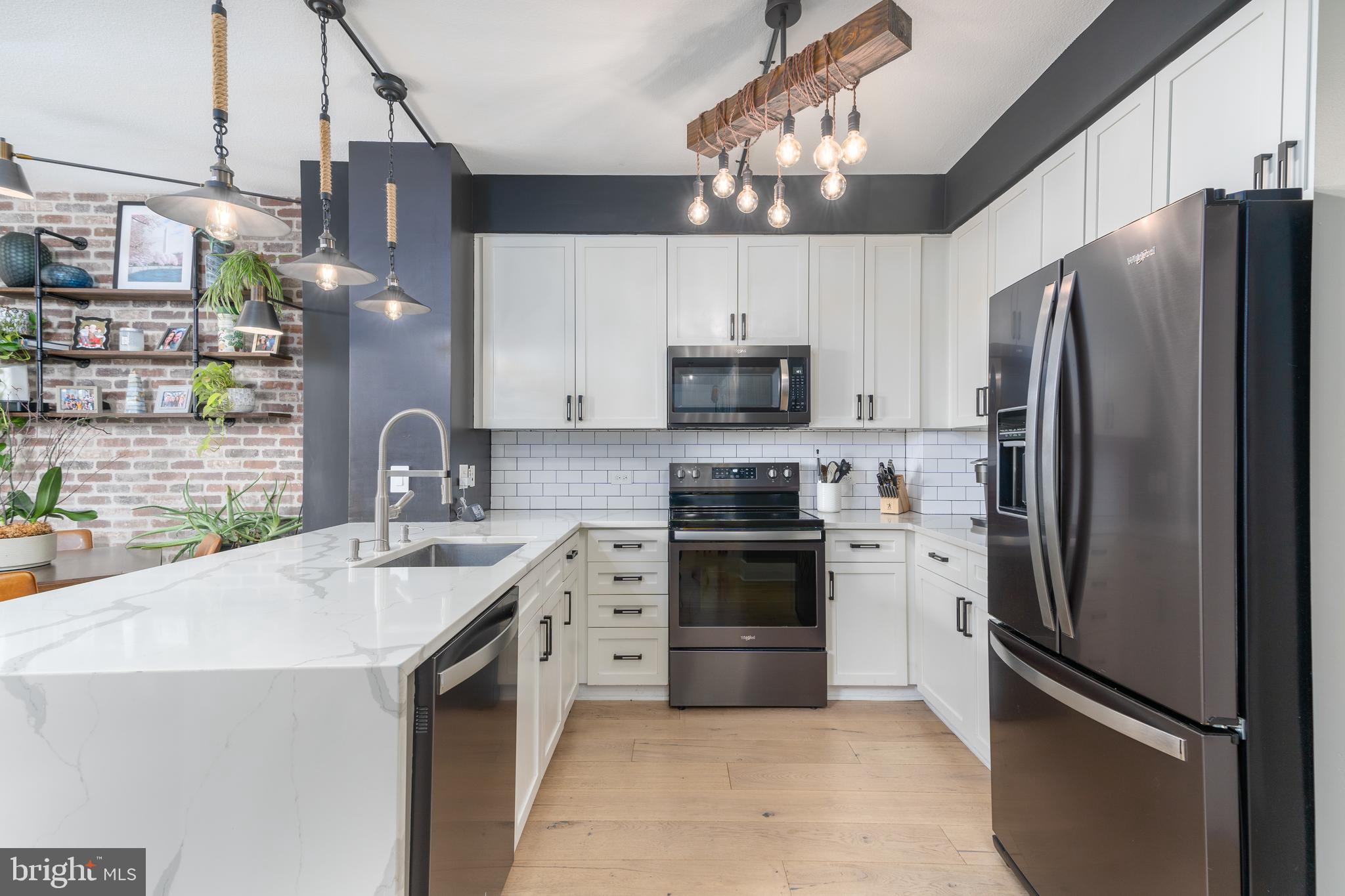437 New York Ave NW #406
