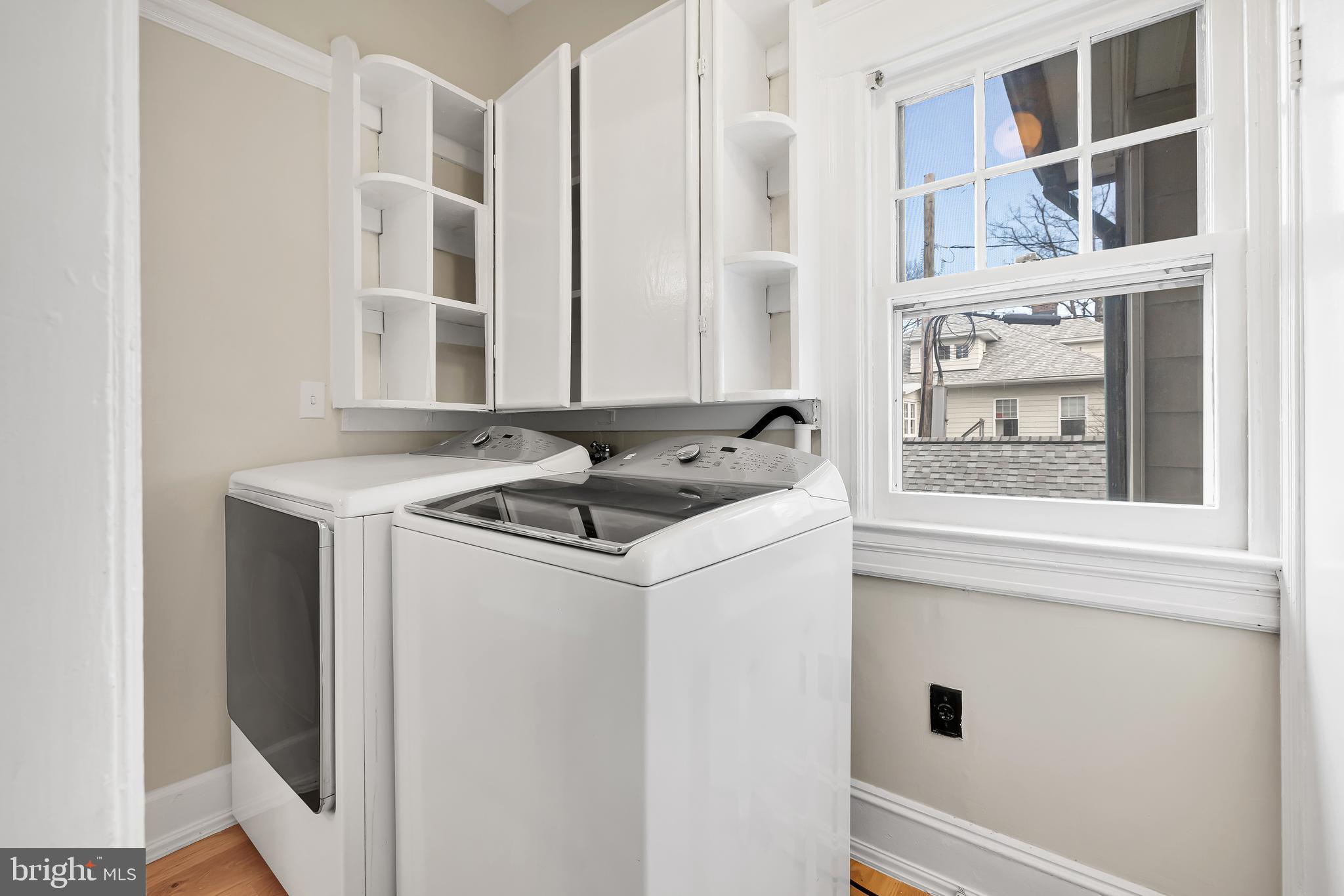 3737 Kanawha St NW