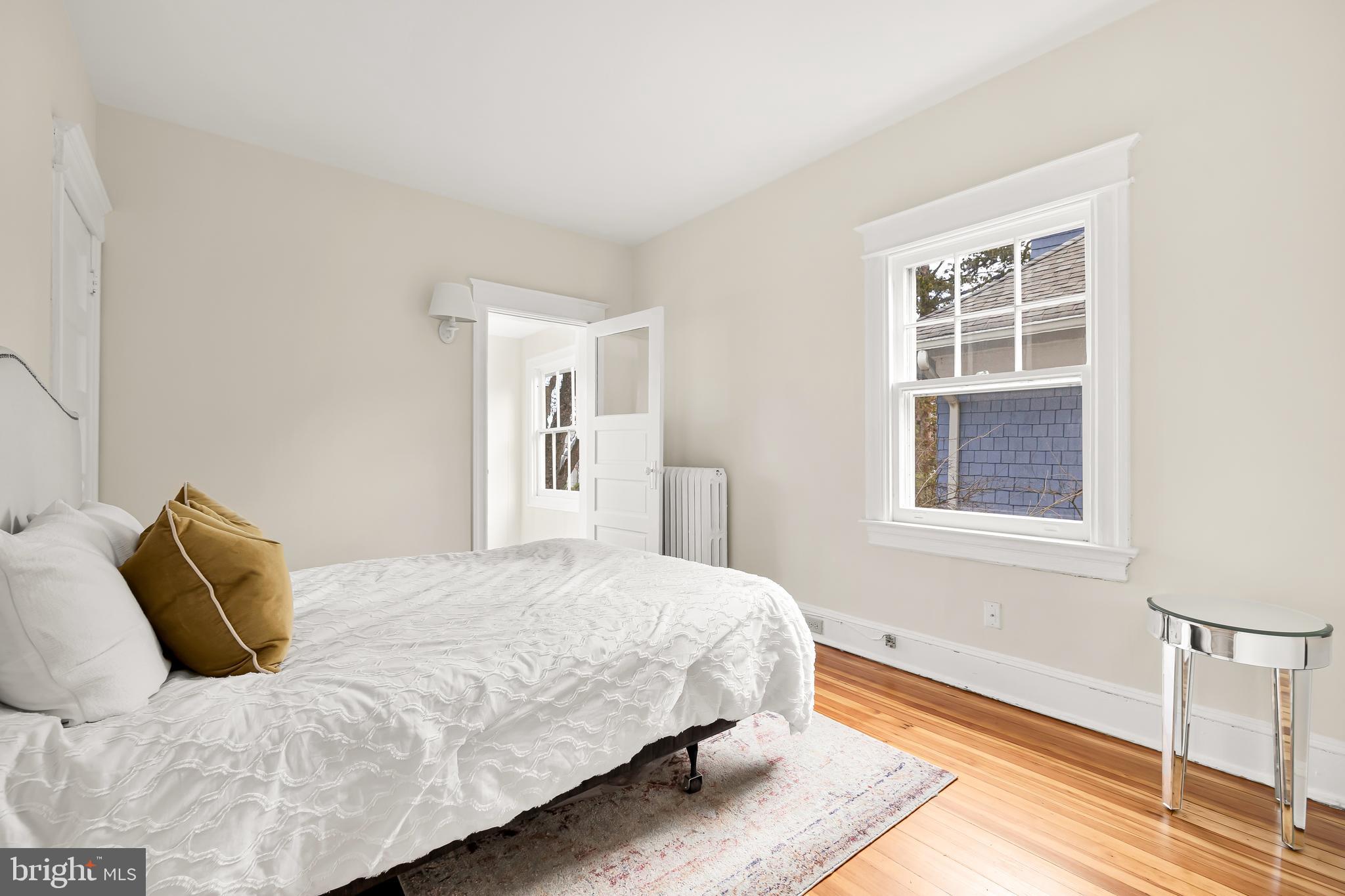 3737 Kanawha St NW