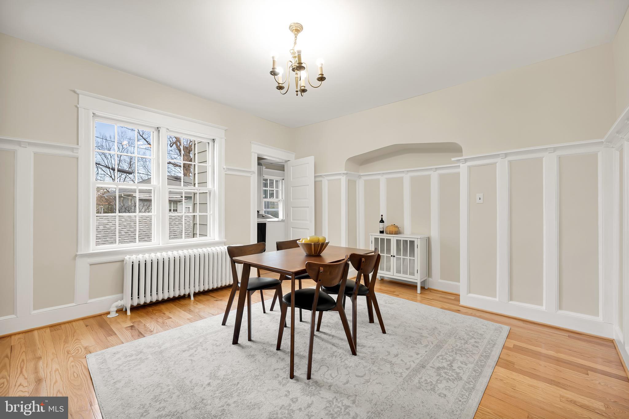 3737 Kanawha St NW