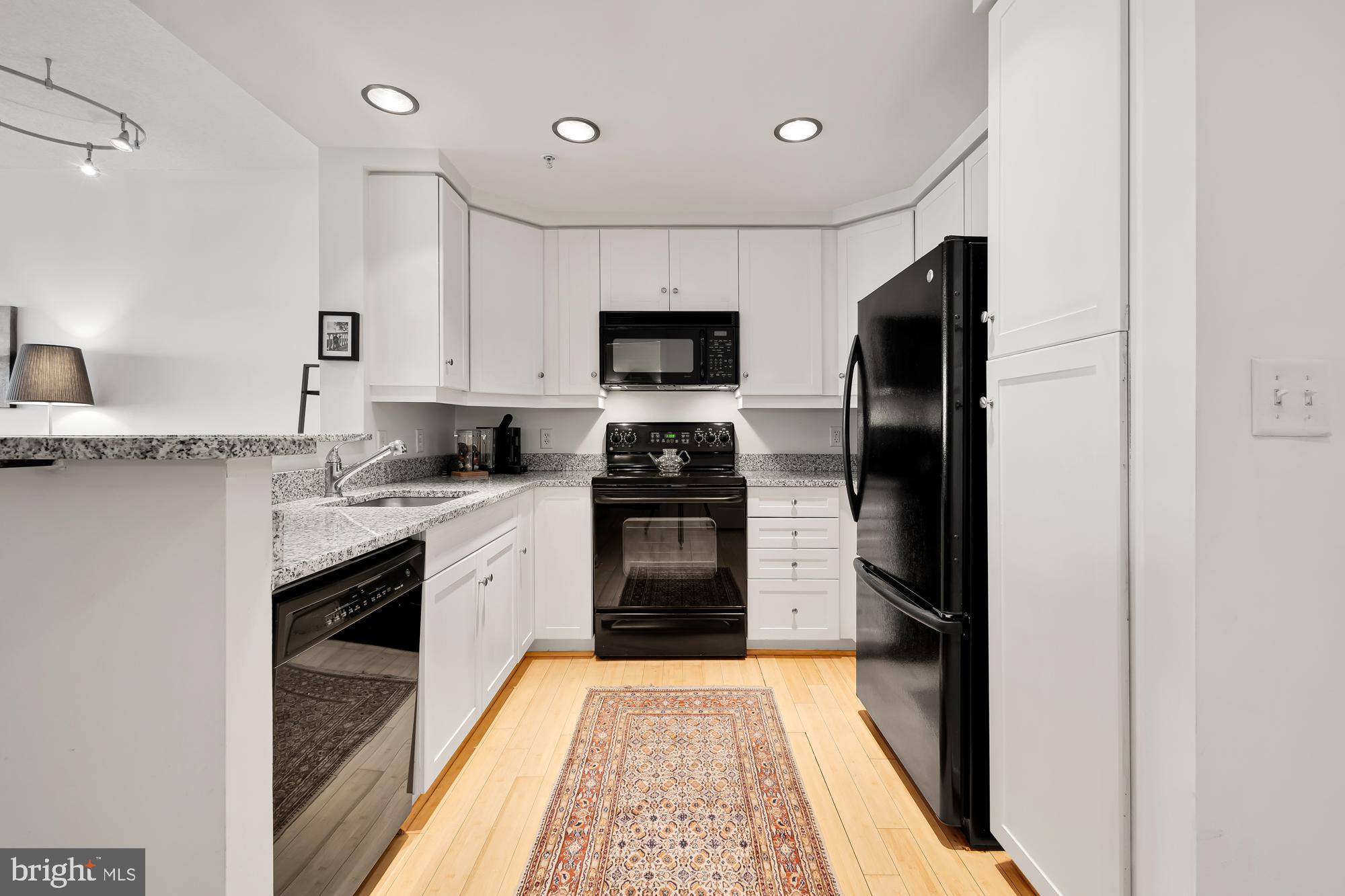 1111 11th St NW #204