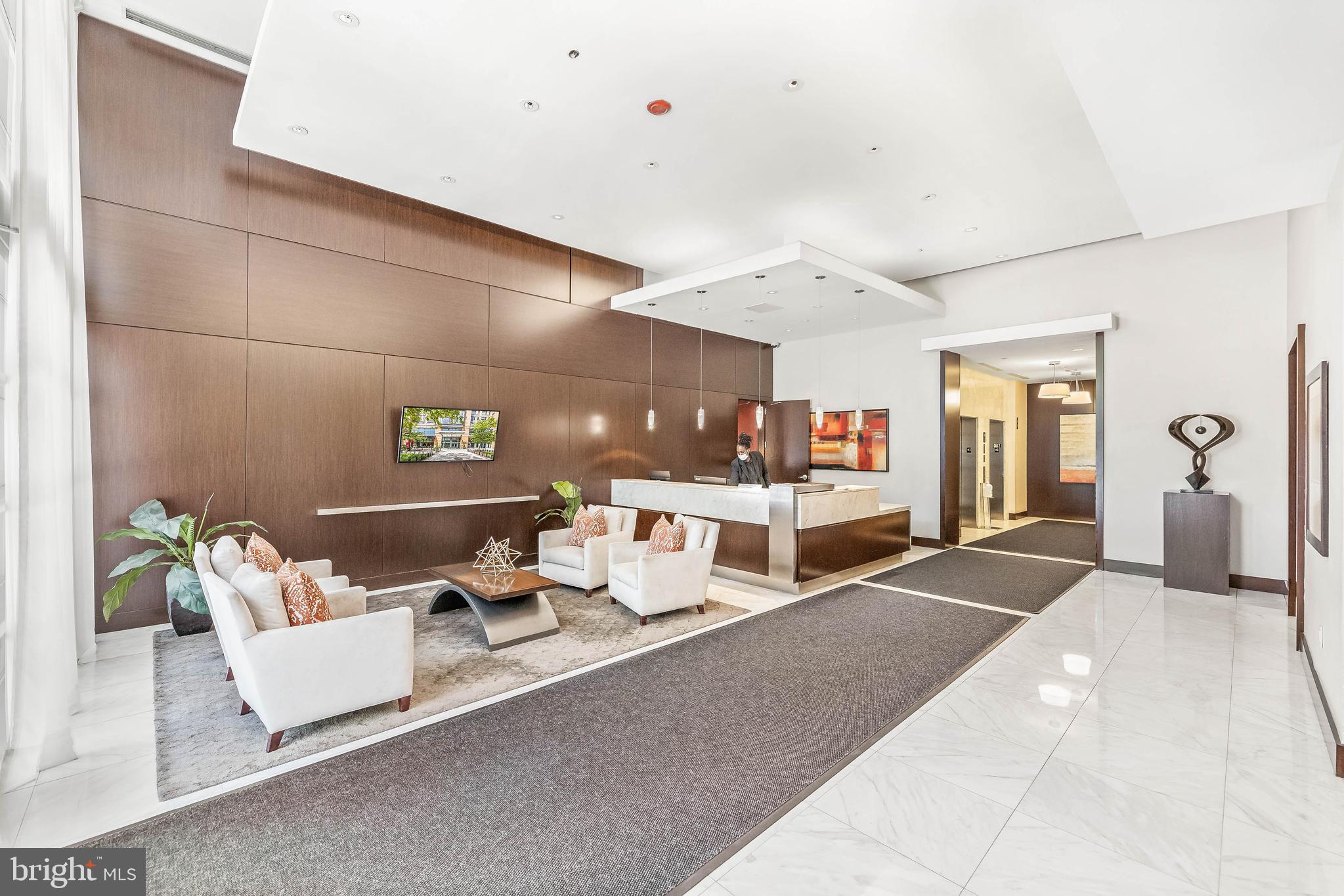475 K St NW #1213