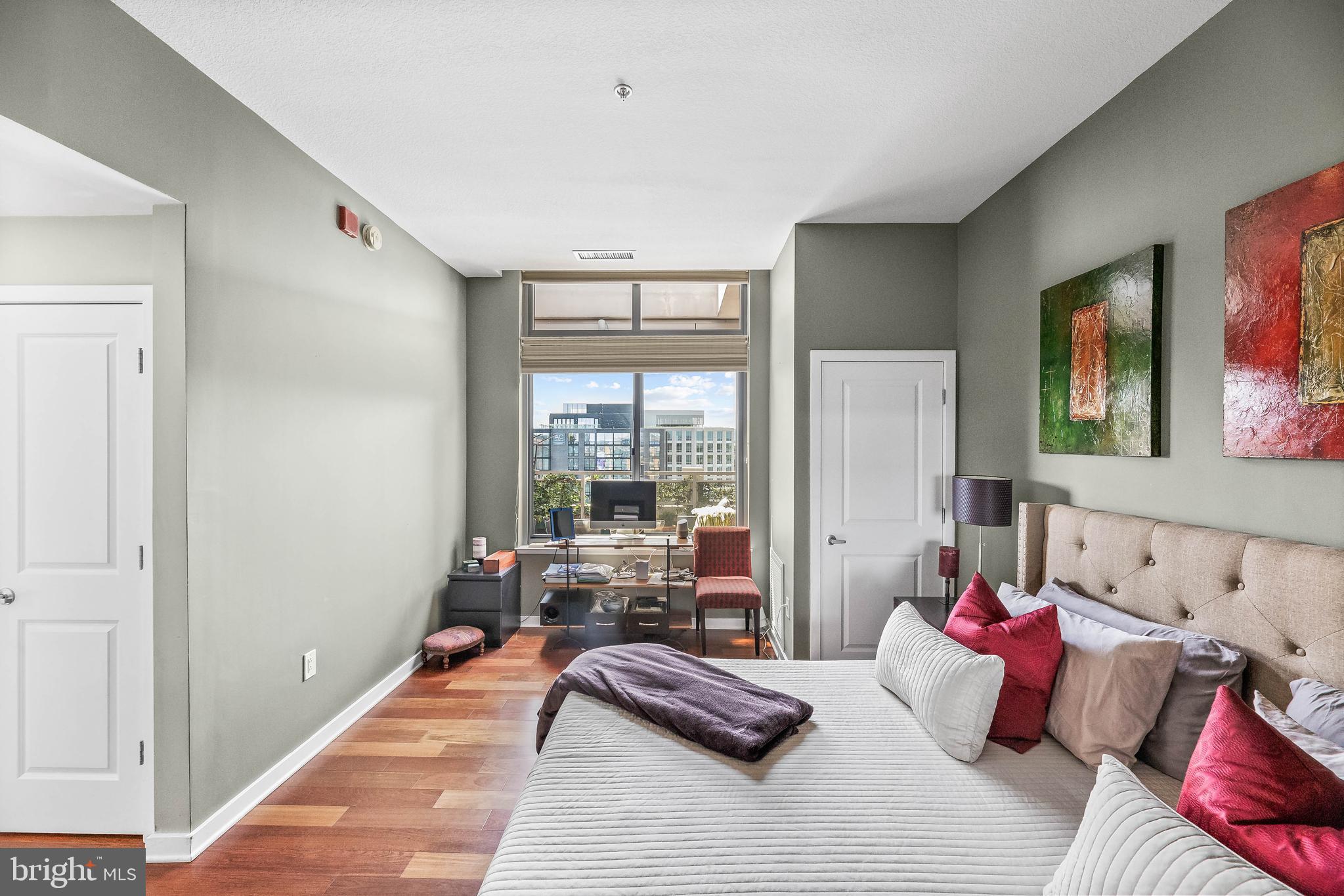 475 K St NW #1213