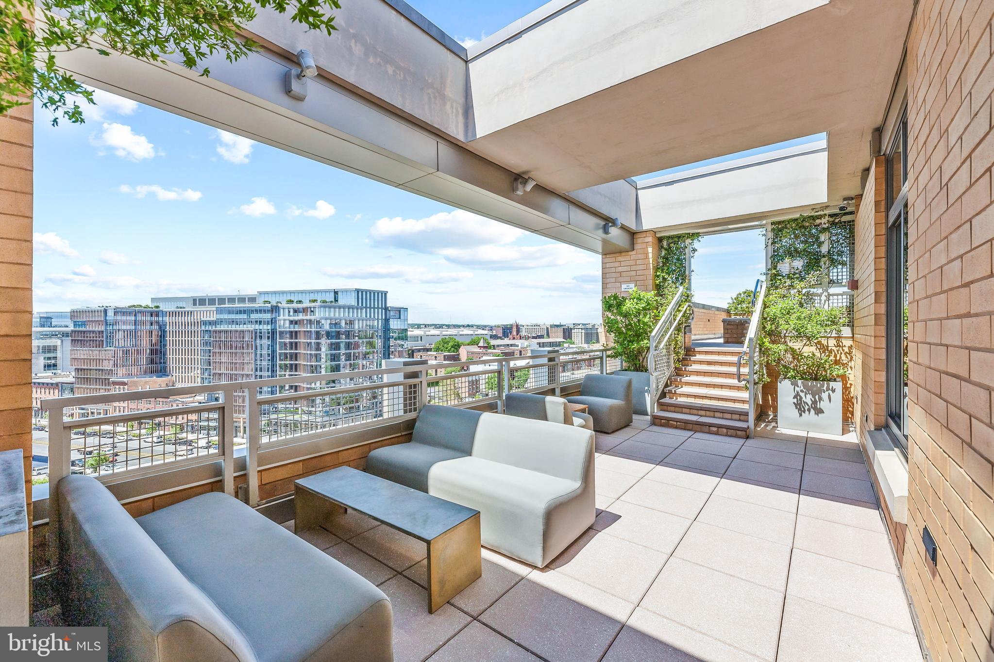 475 K St NW #1213