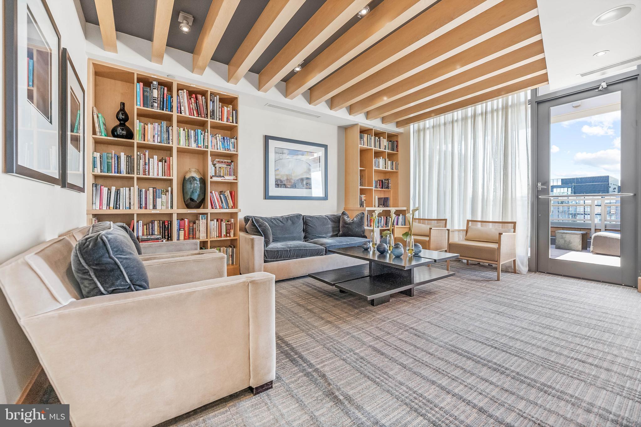 475 K St NW #1213