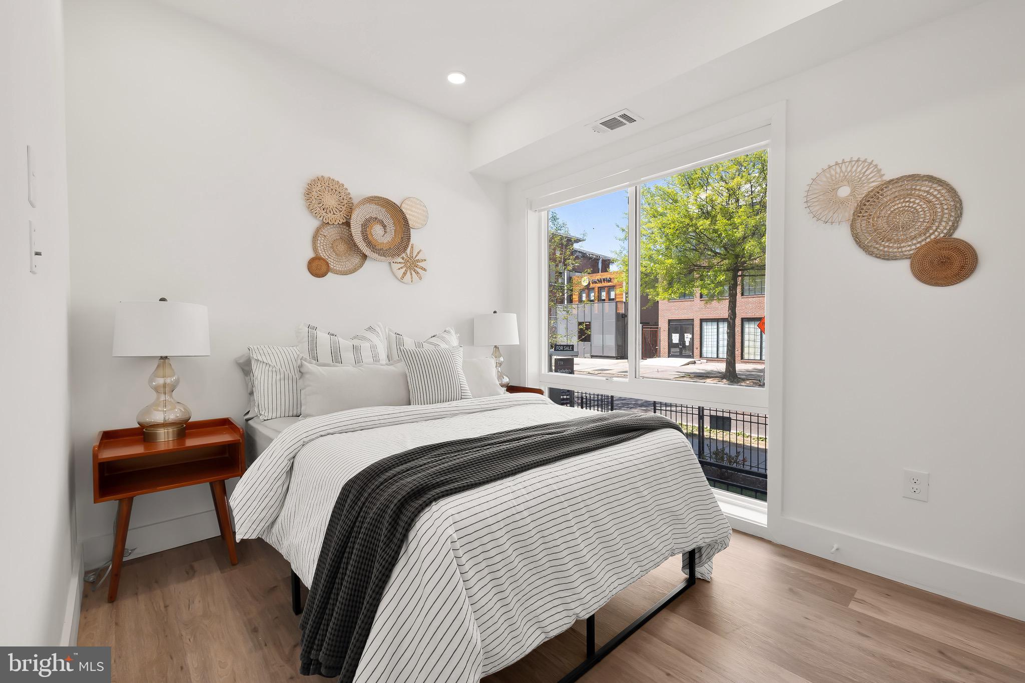 14 P St NW #101