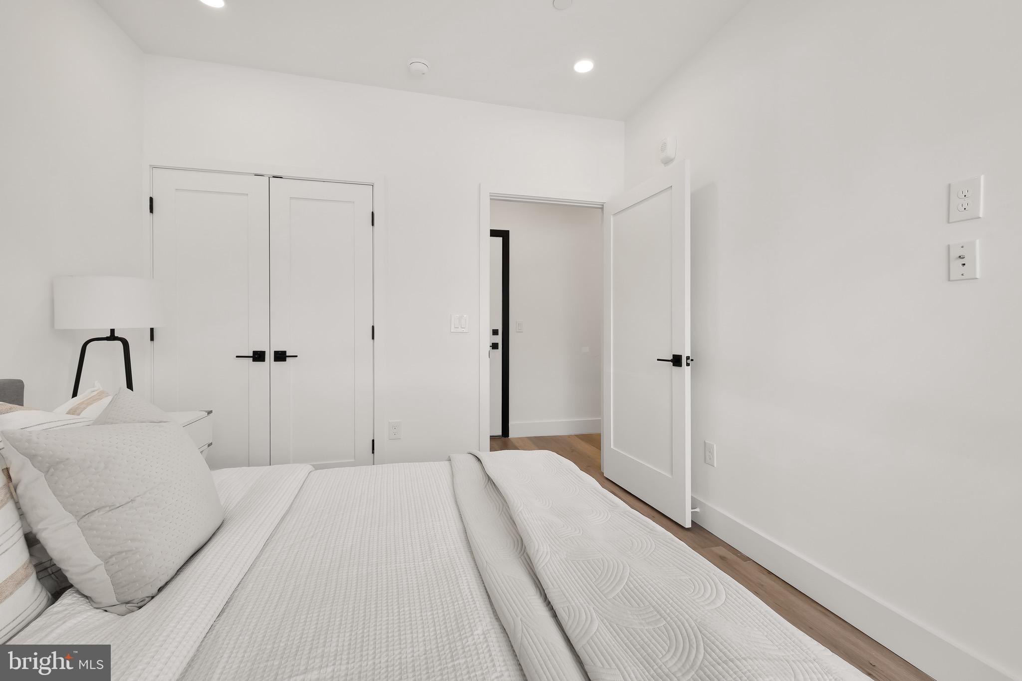 14 P St NW #101