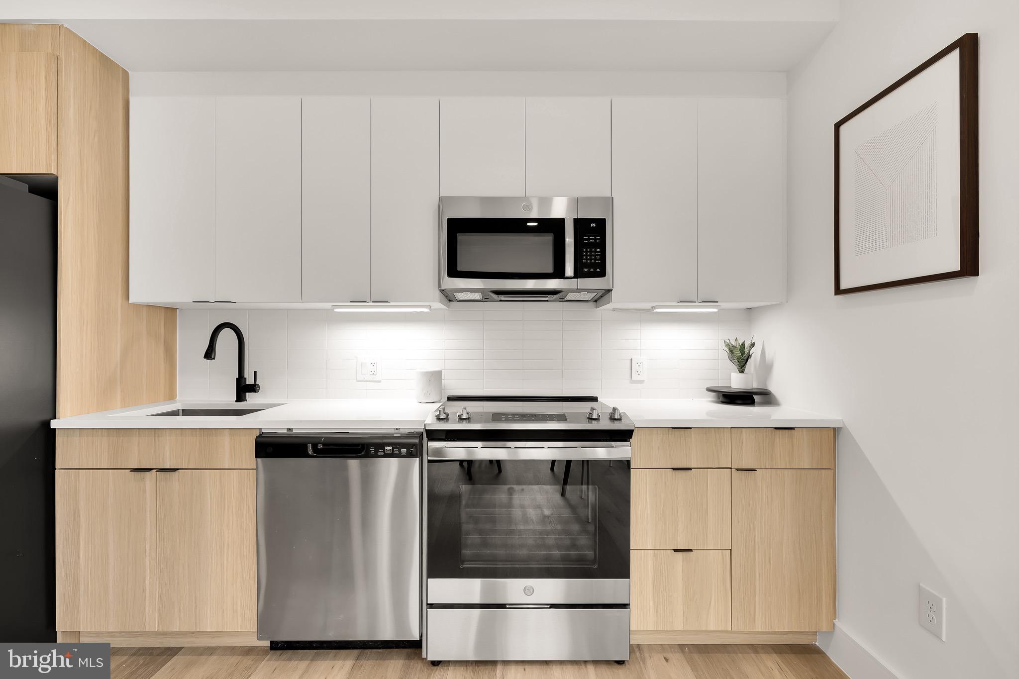 14 P St NW #101