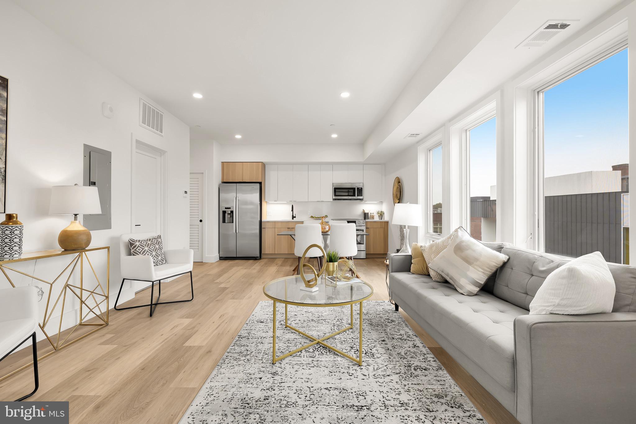 14 P St NW #404