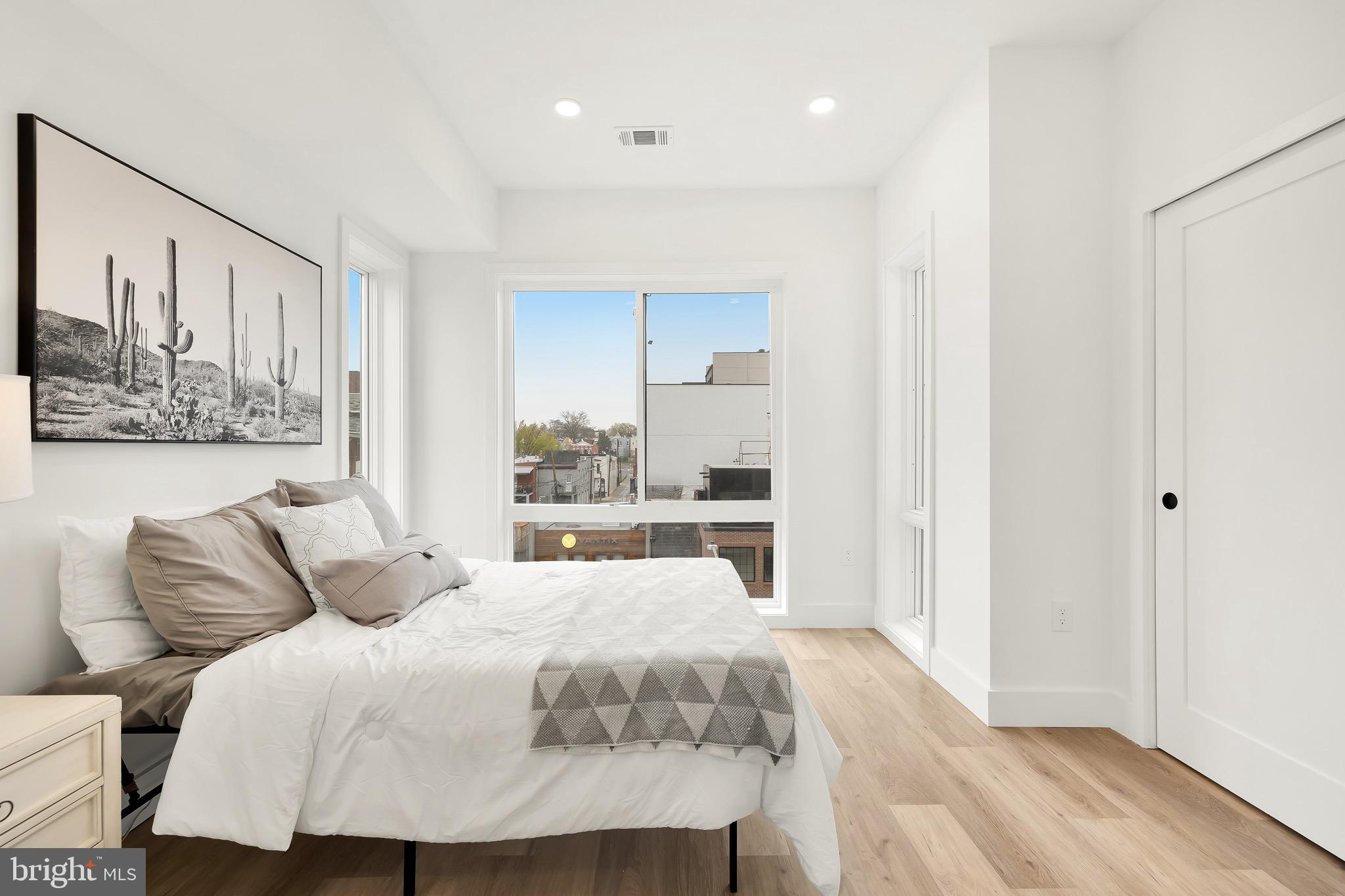 14 P St NW #404