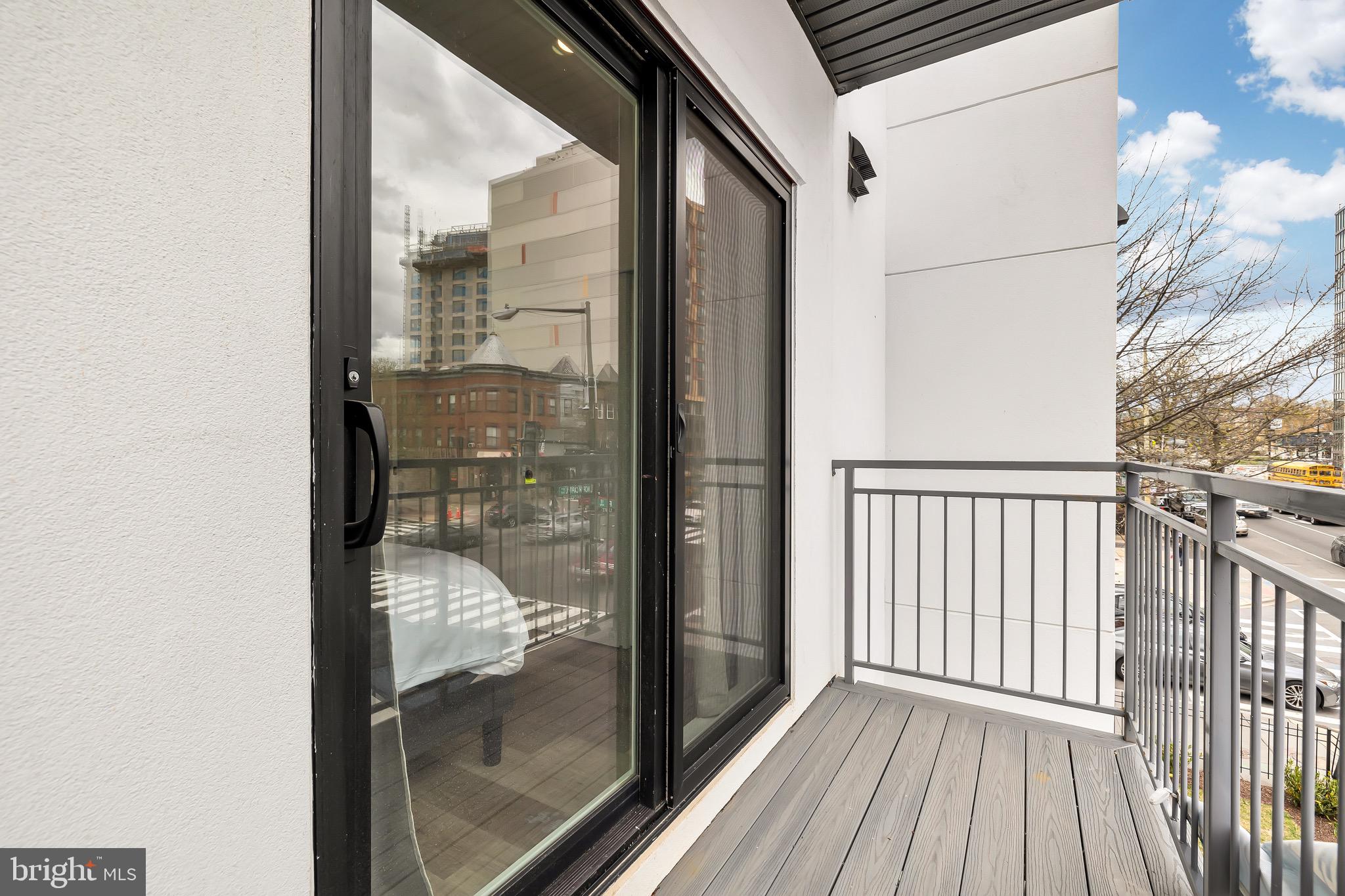14 P St NW #201