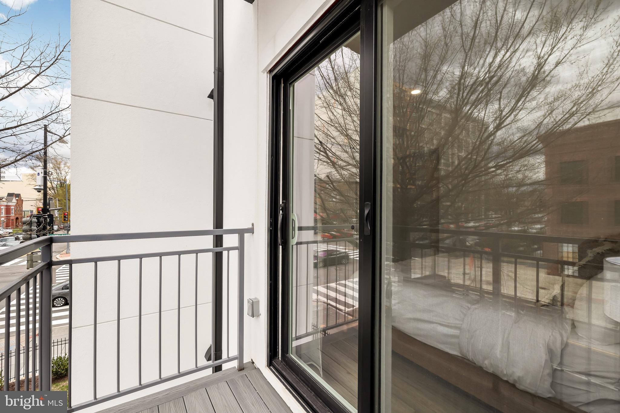 14 P St NW #201