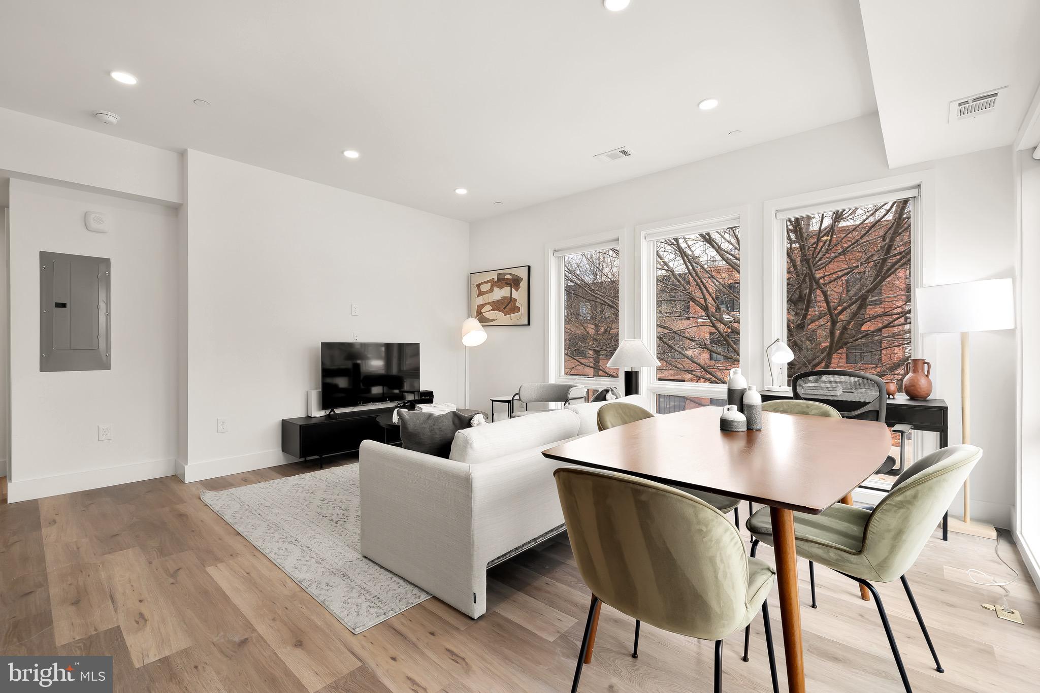 14 P St NW #201