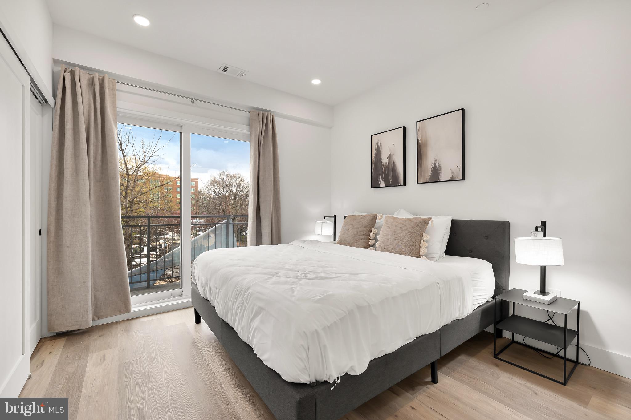 14 P St NW #201