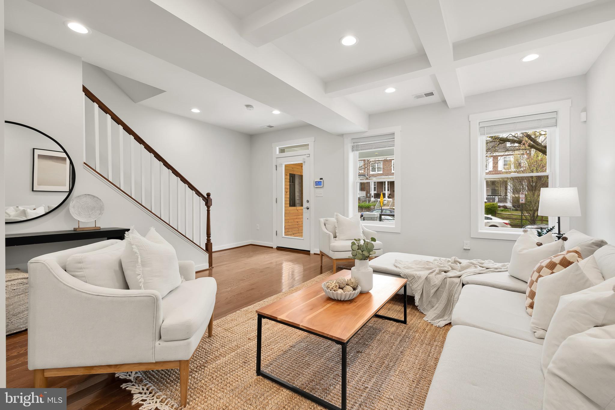 135 Varnum St NW