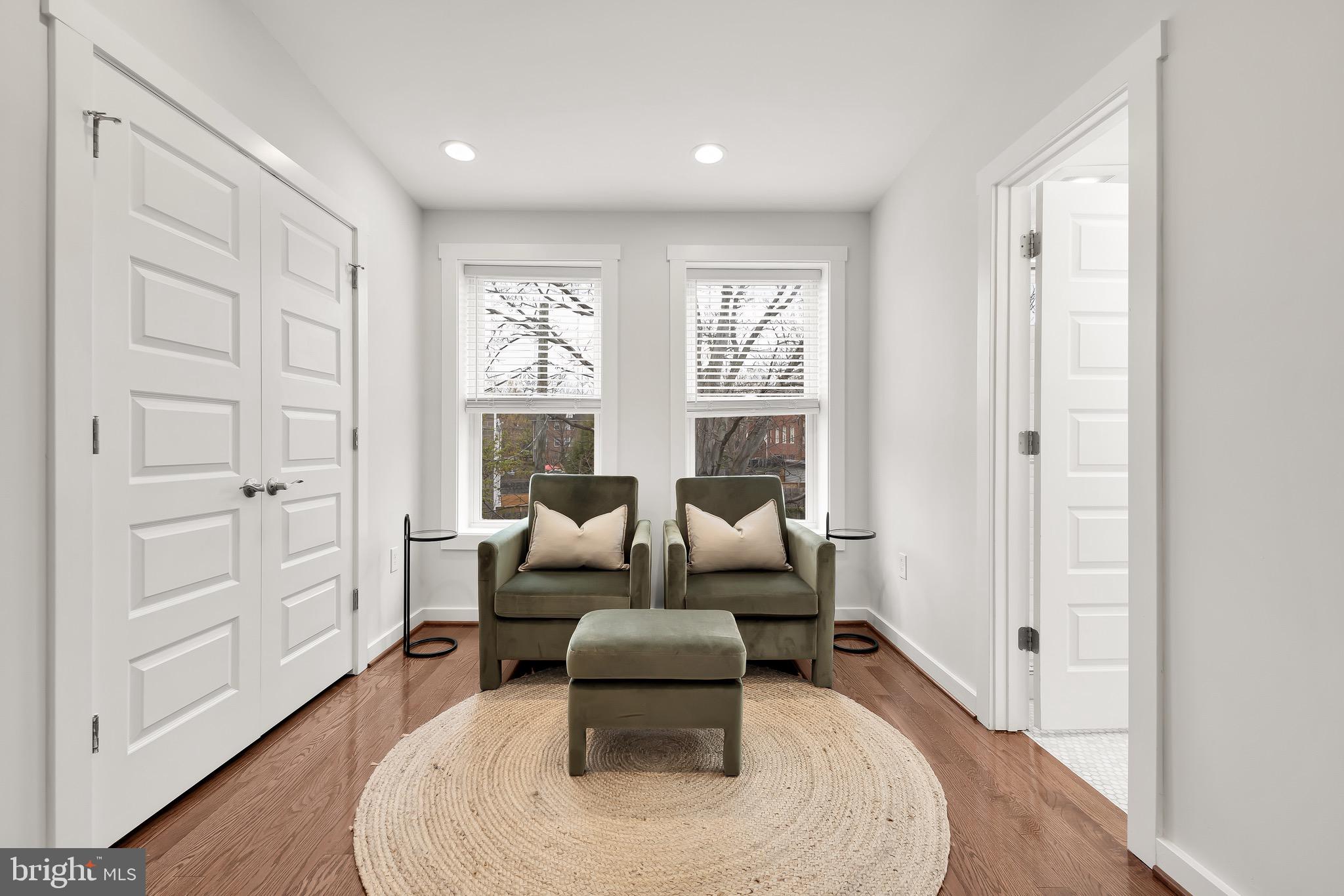 135 Varnum St NW