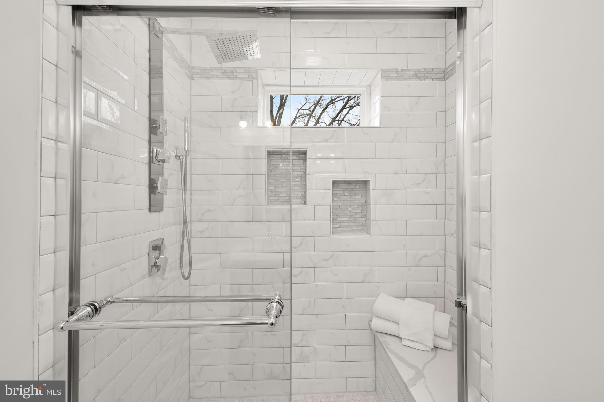 135 Varnum St NW