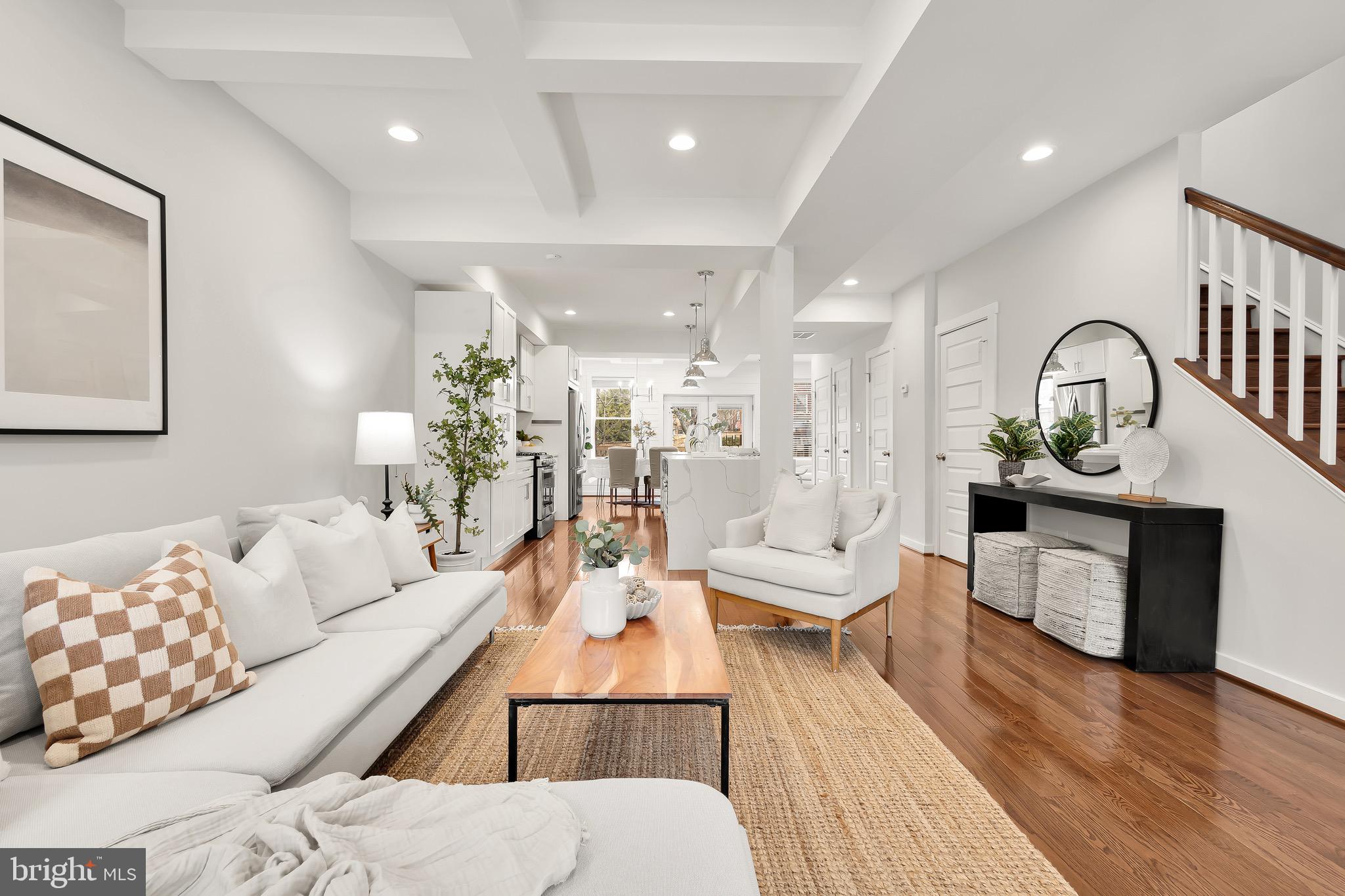 135 Varnum St NW