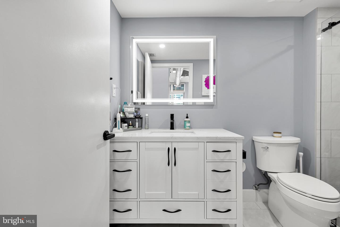 1390 V St NW #303