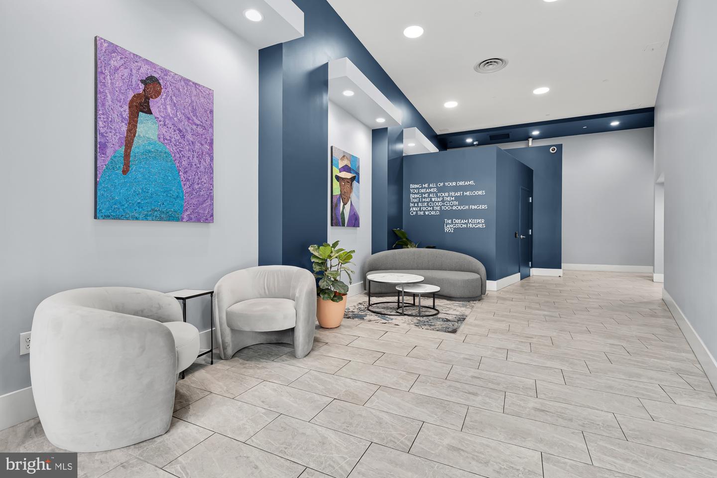 1390 V St NW #303