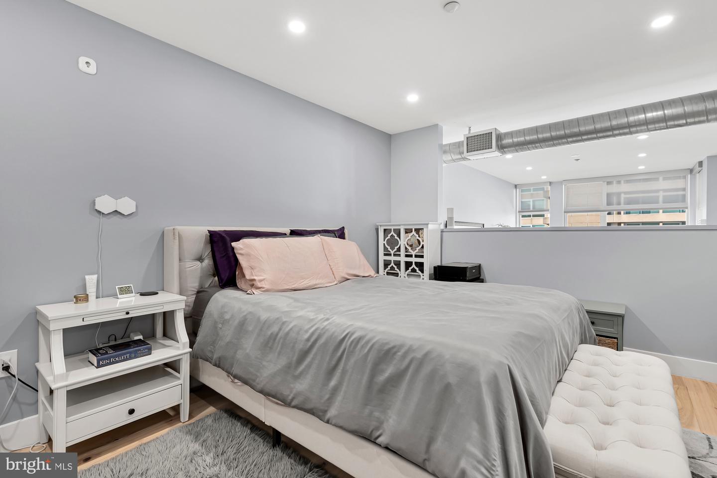 1390 V St NW #303