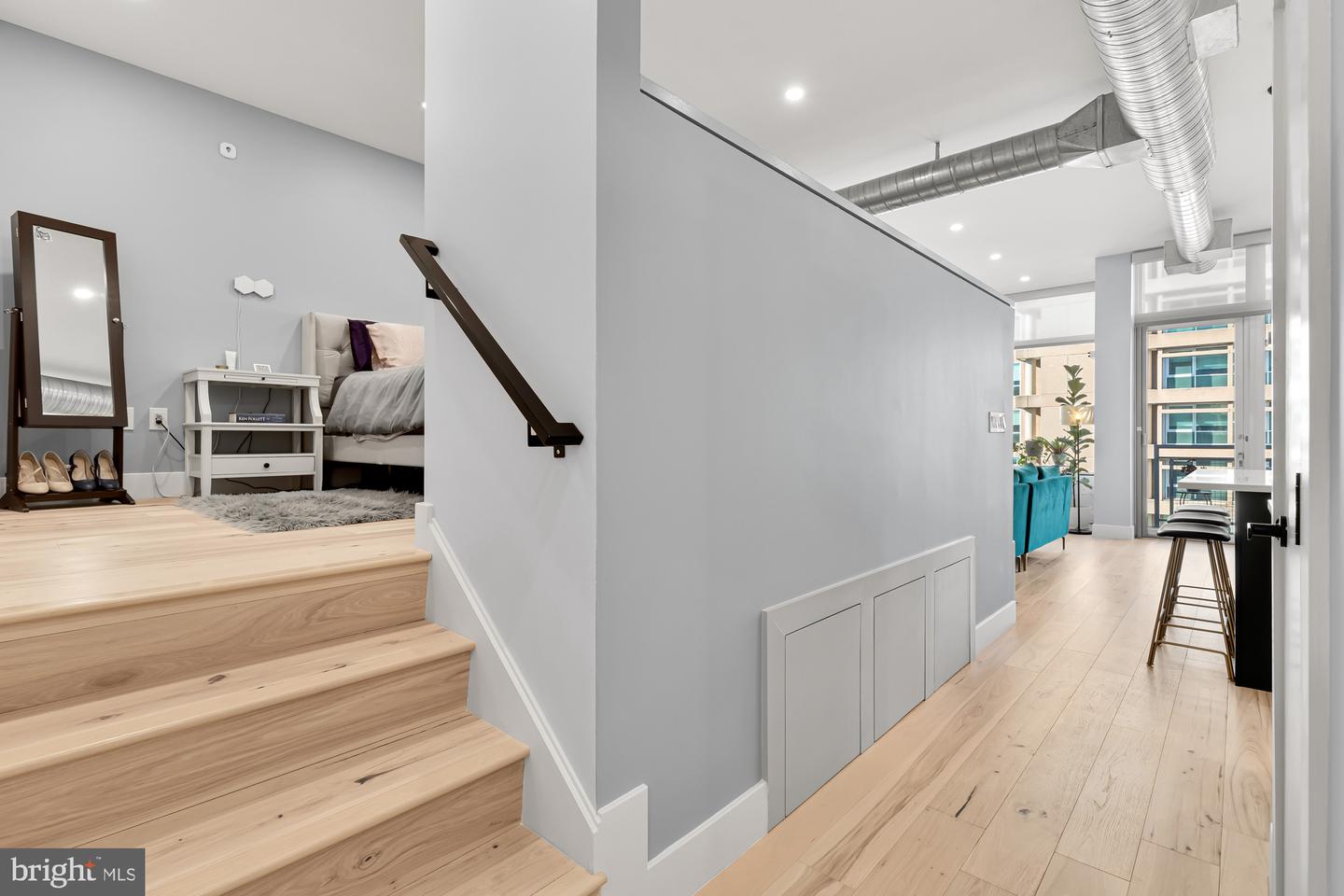 1390 V St NW #303