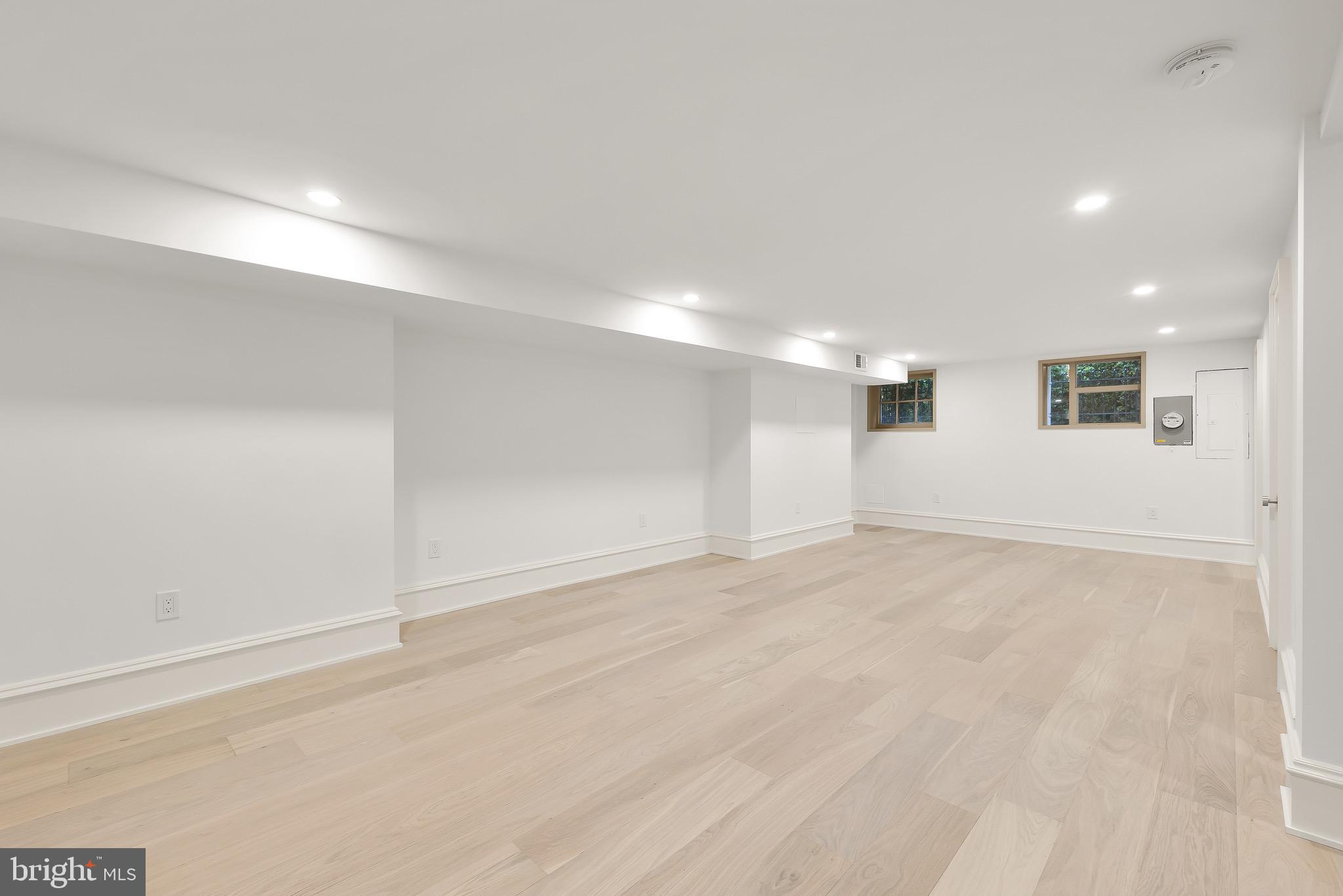 3328 N St NW