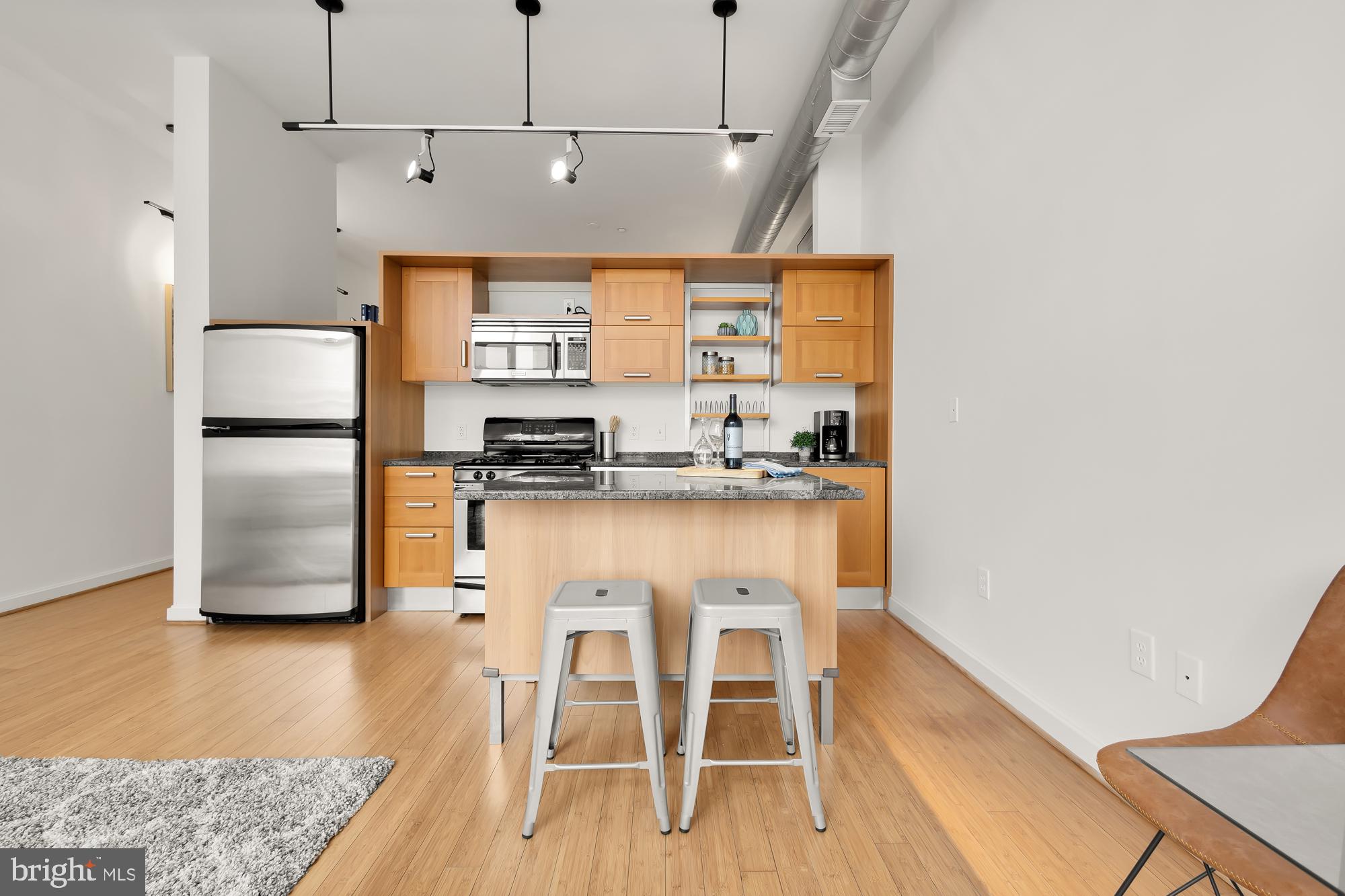1390 V St NW #421