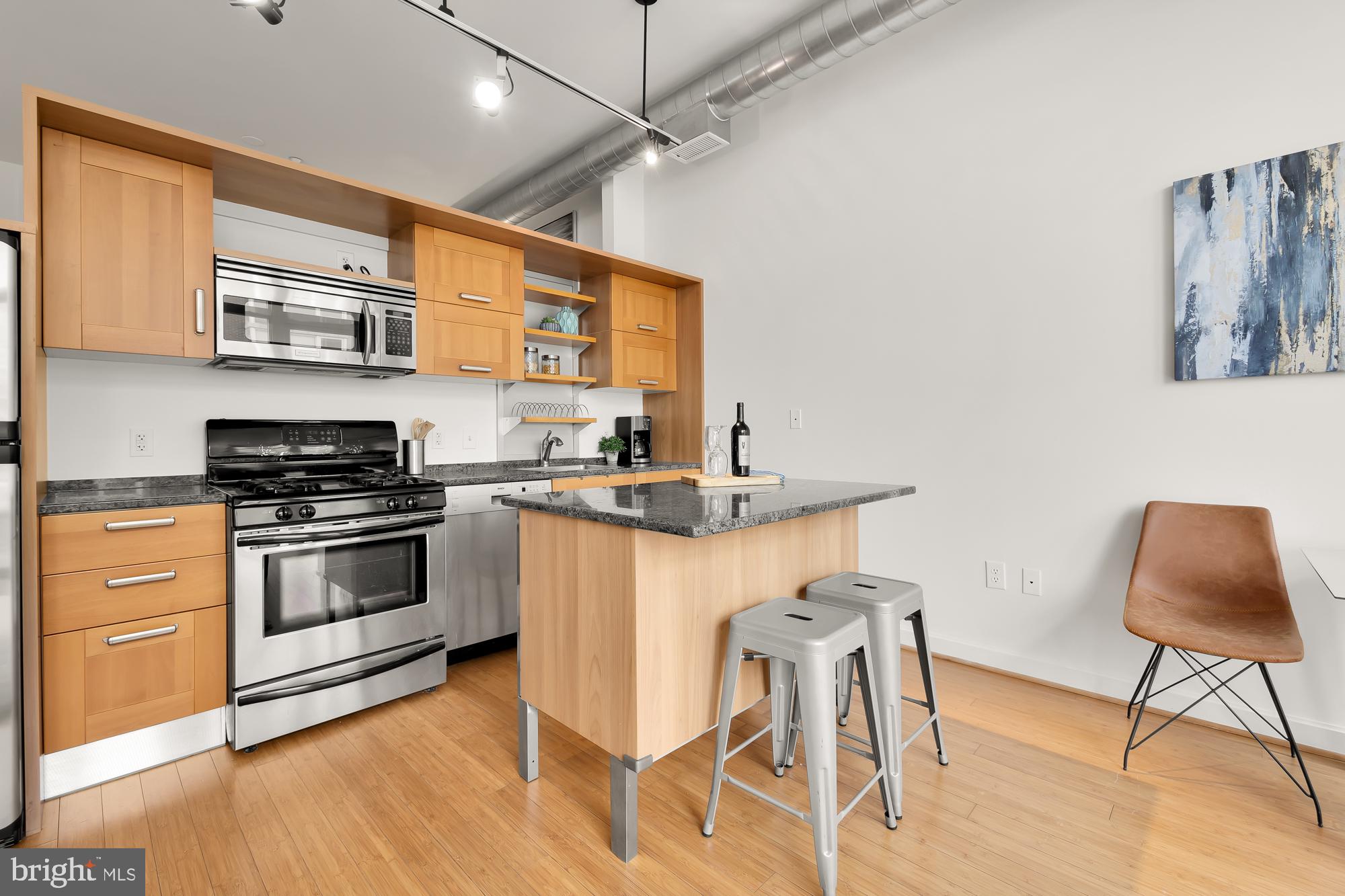 1390 V St NW #421