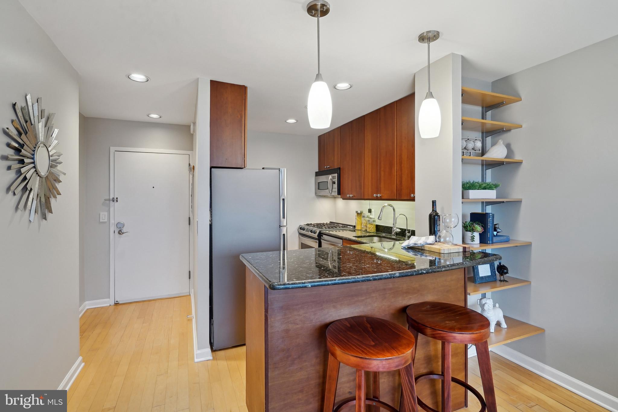 1301 20th St NW #1007