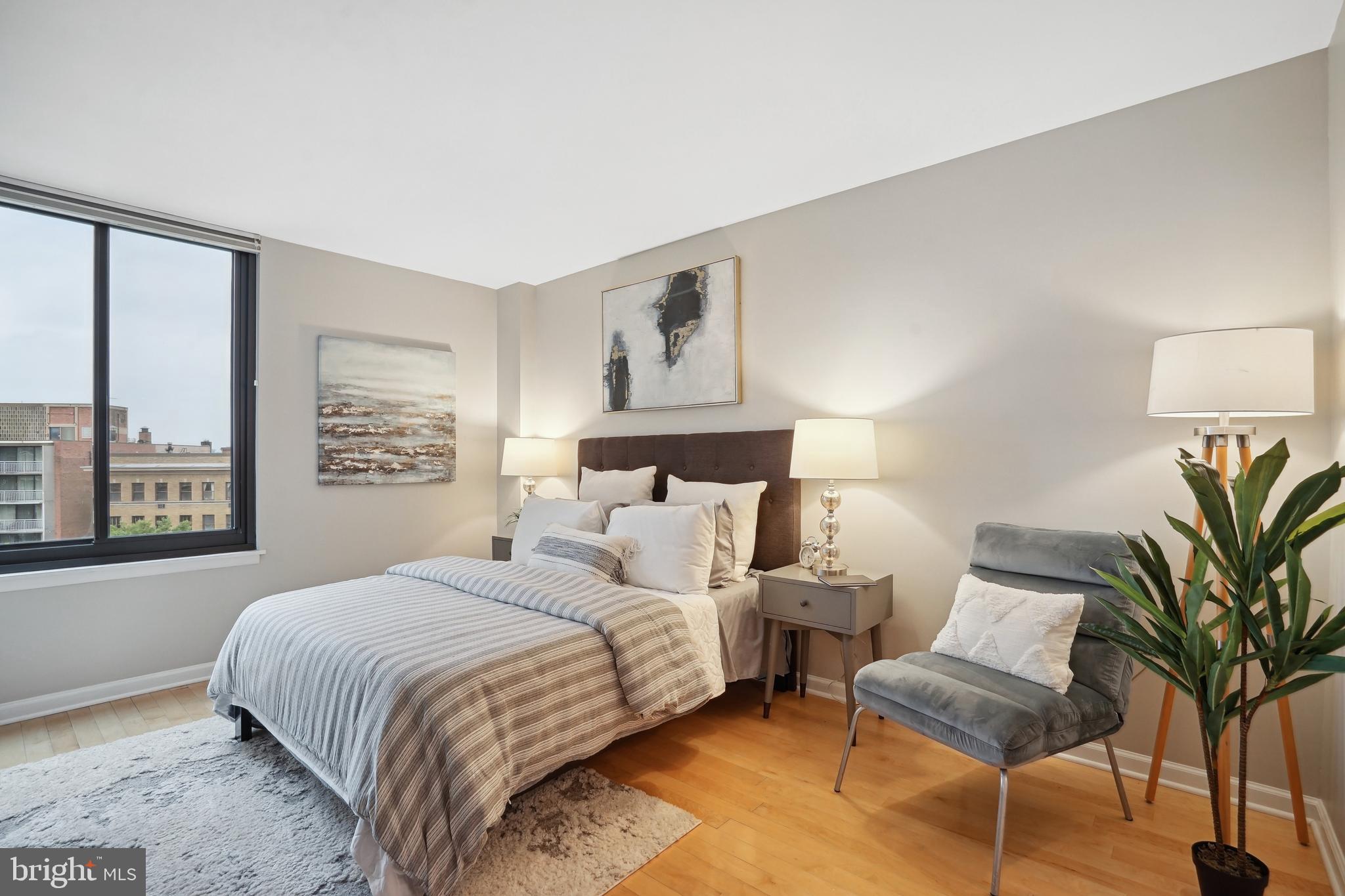 1301 20th St NW #1007