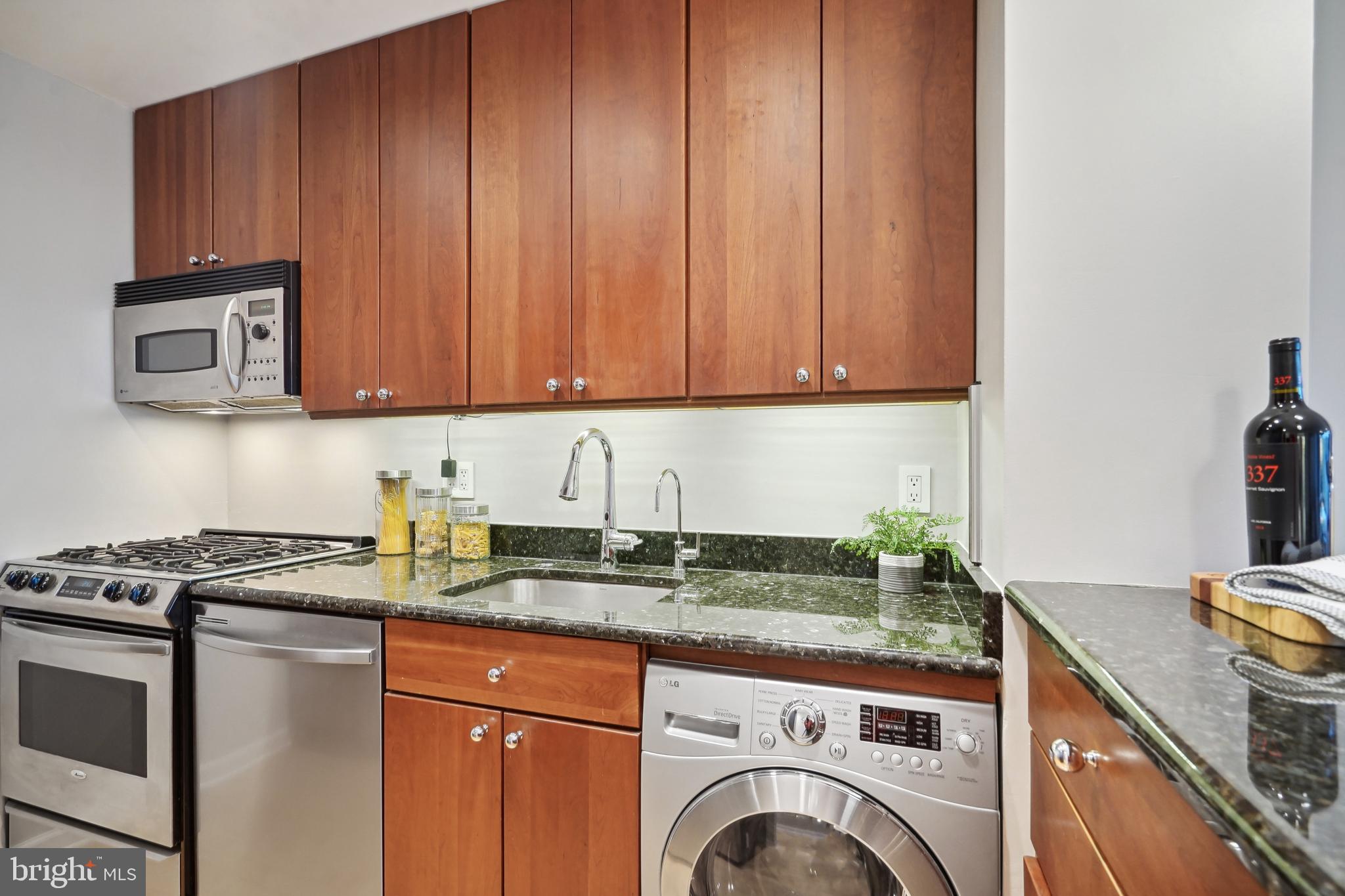 1301 20th St NW #1007