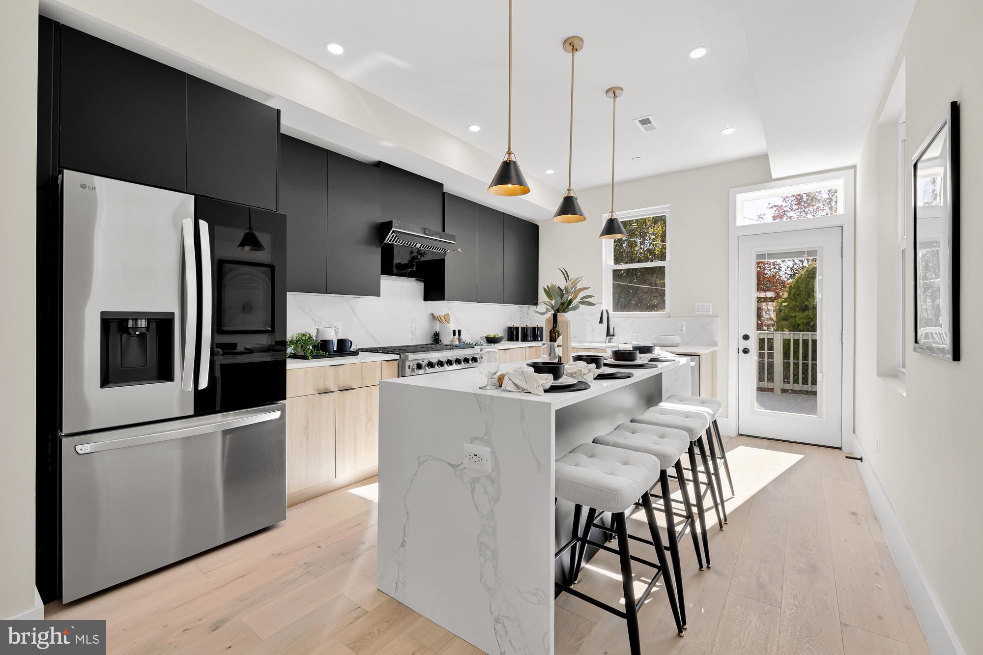 304 T St NW