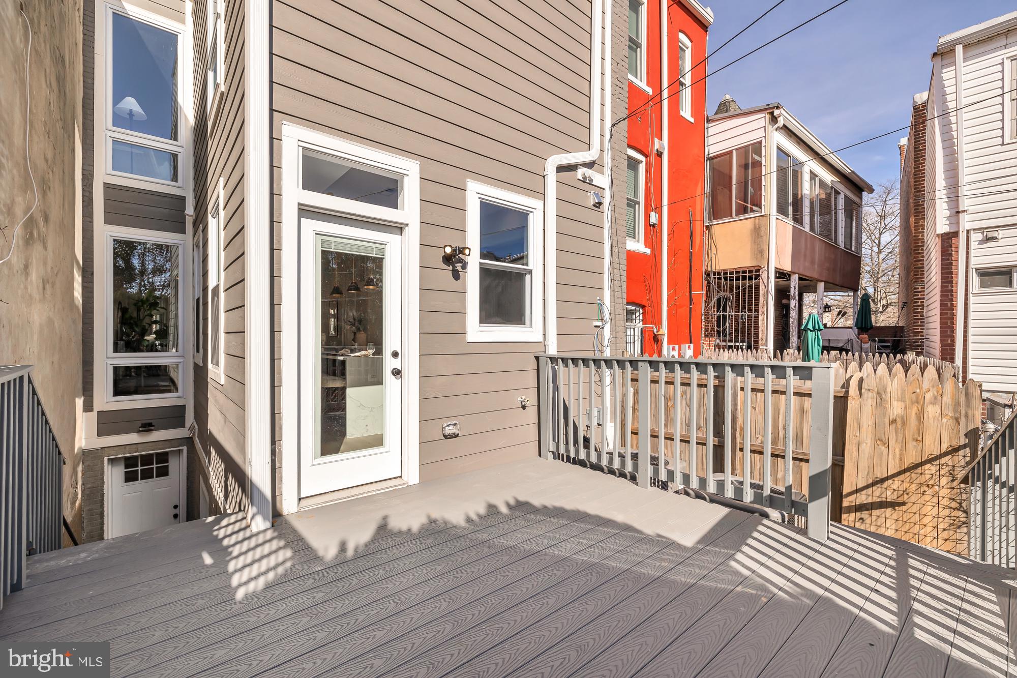 304 T St NW
