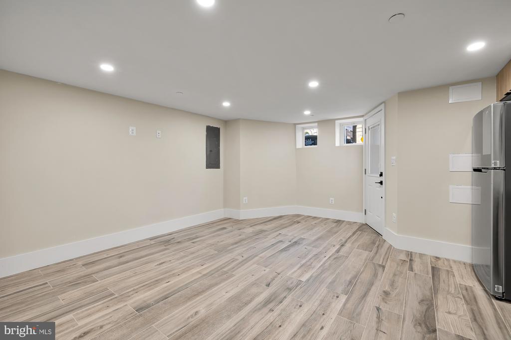 304 T St NW