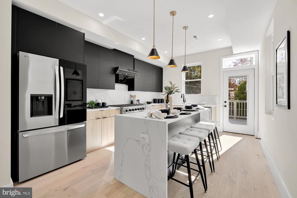 304 T St NW