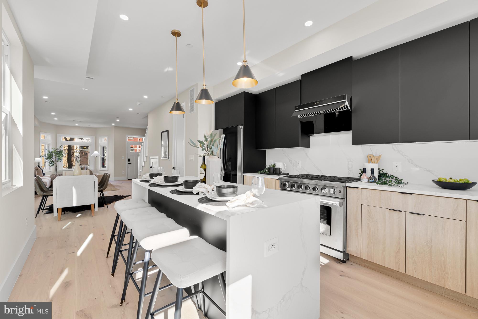 304 T St NW
