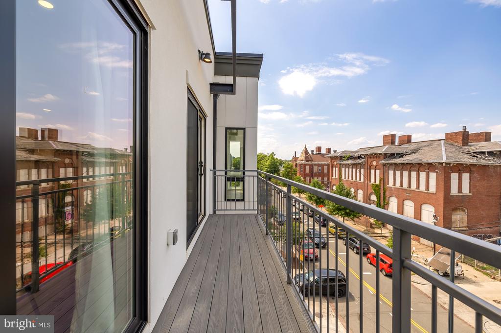 14 P St NW #403