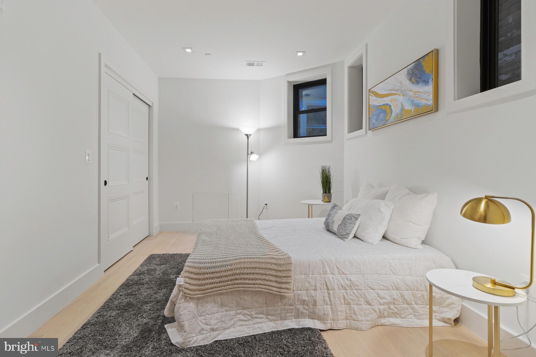 1525 P ST NW #2