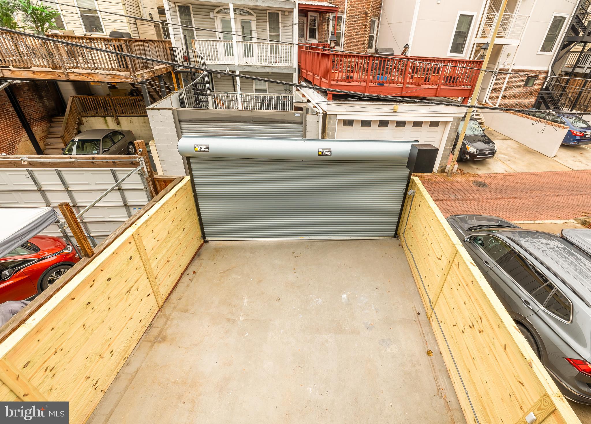 147 Adams St NW