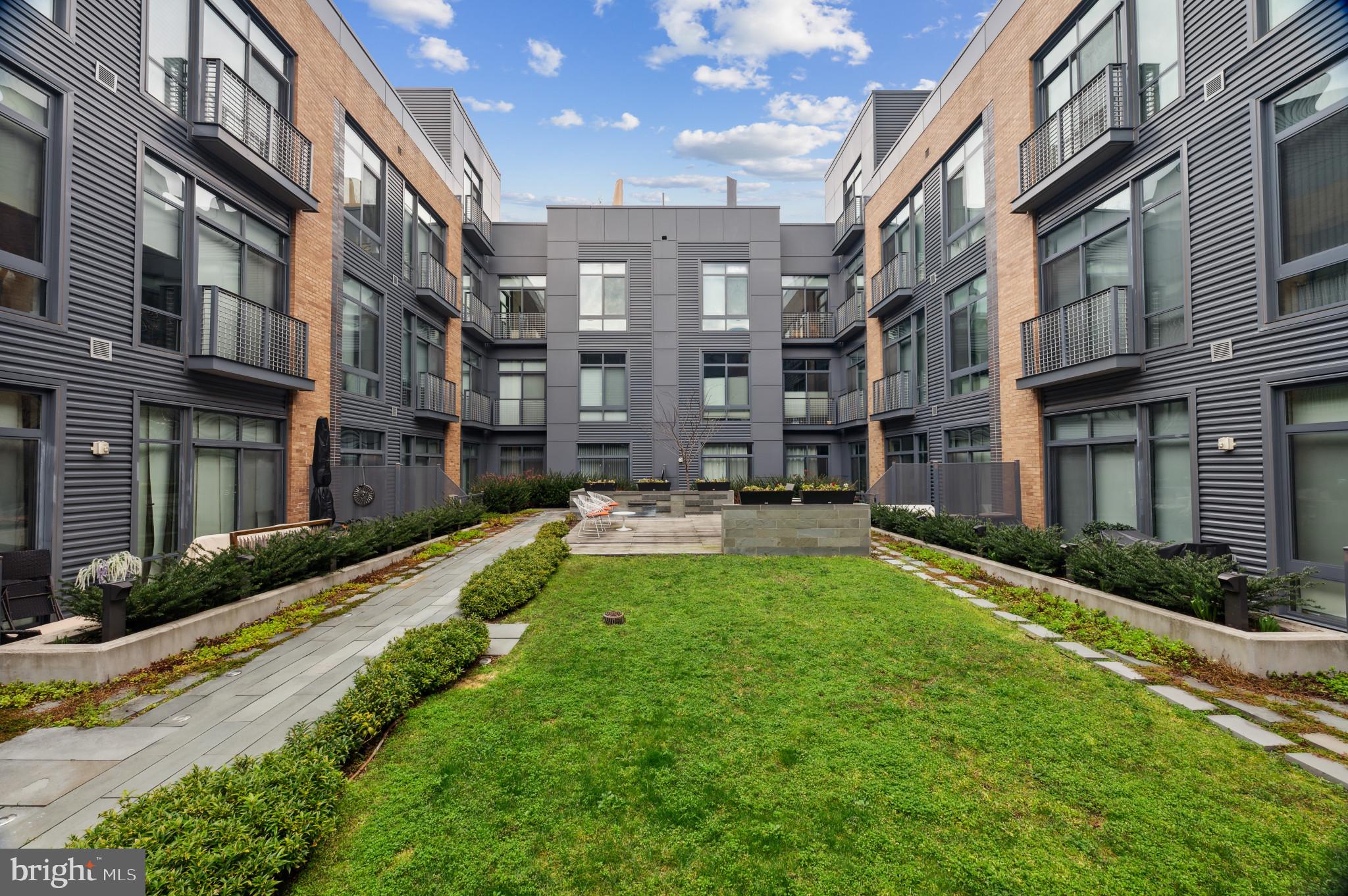 525 WATER ST SW #321