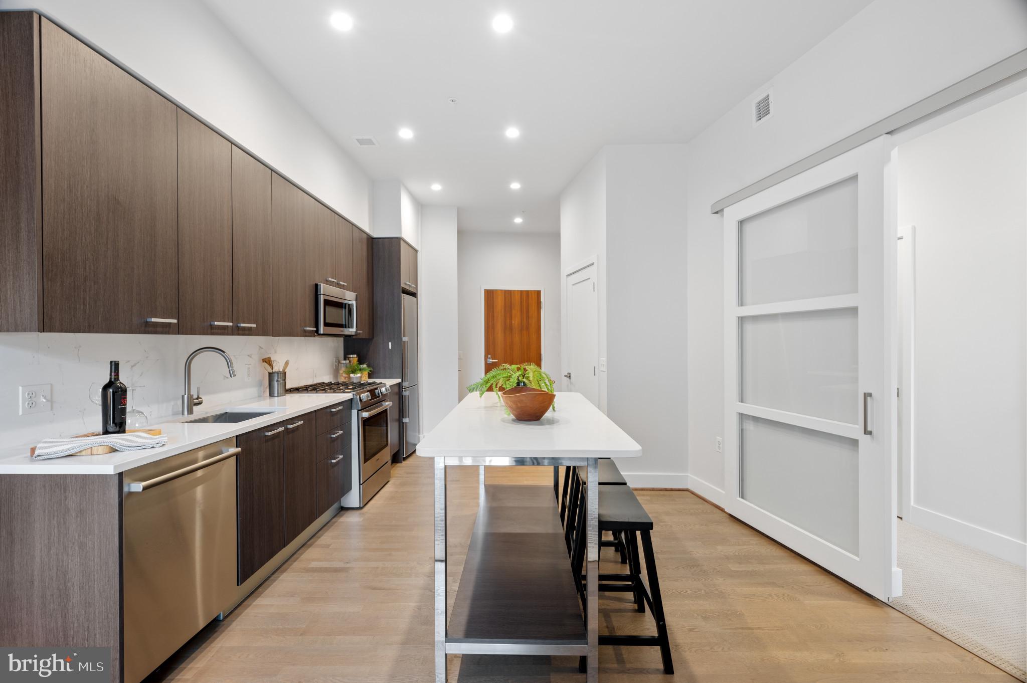 525 WATER ST SW #321